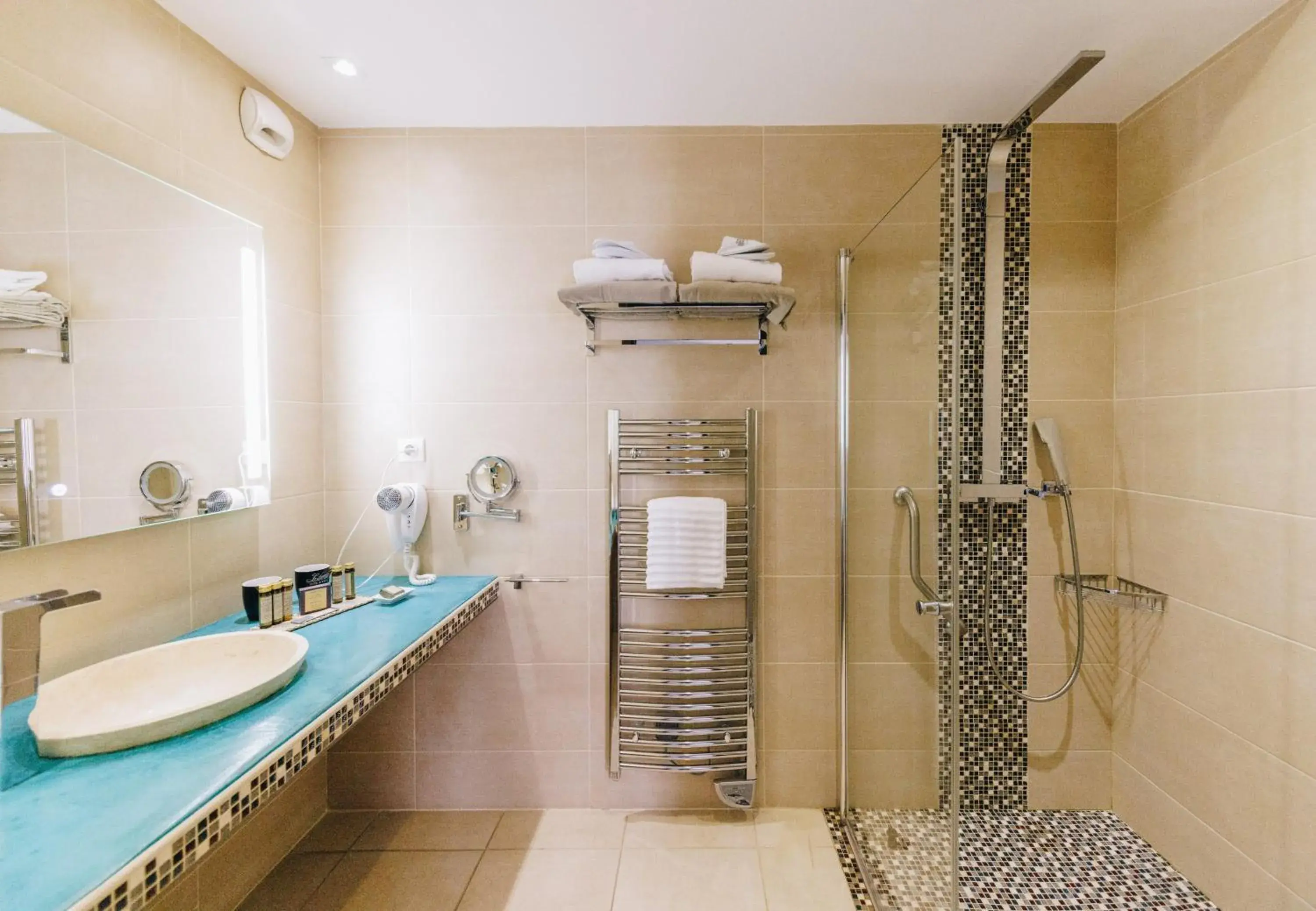 Bathroom in Hôtel Liberata & Spa Bathroom in Hôtel Liberata & Spa