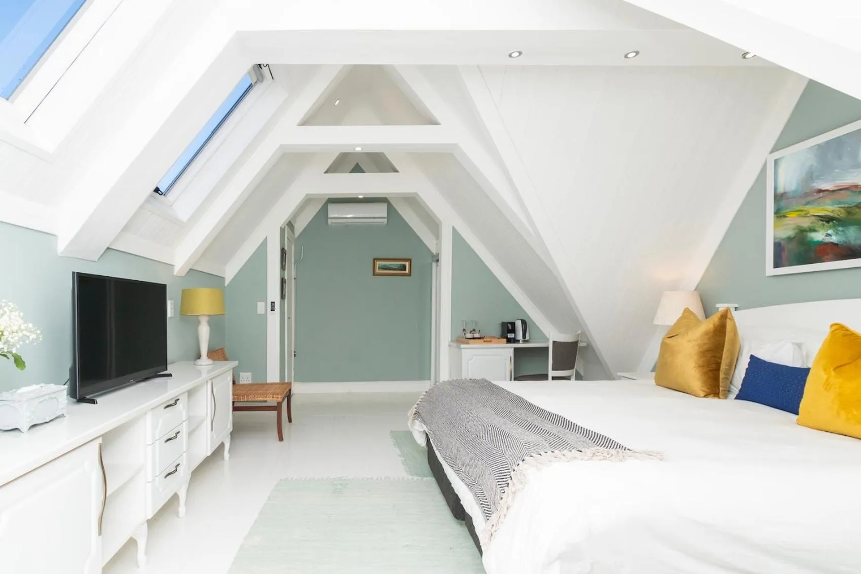 Bed in The Willets Boutique Hotel in Simon's Town