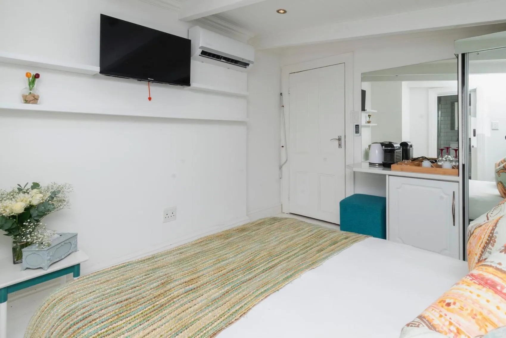 Bed in The Willets Boutique Hotel in Simon's Town