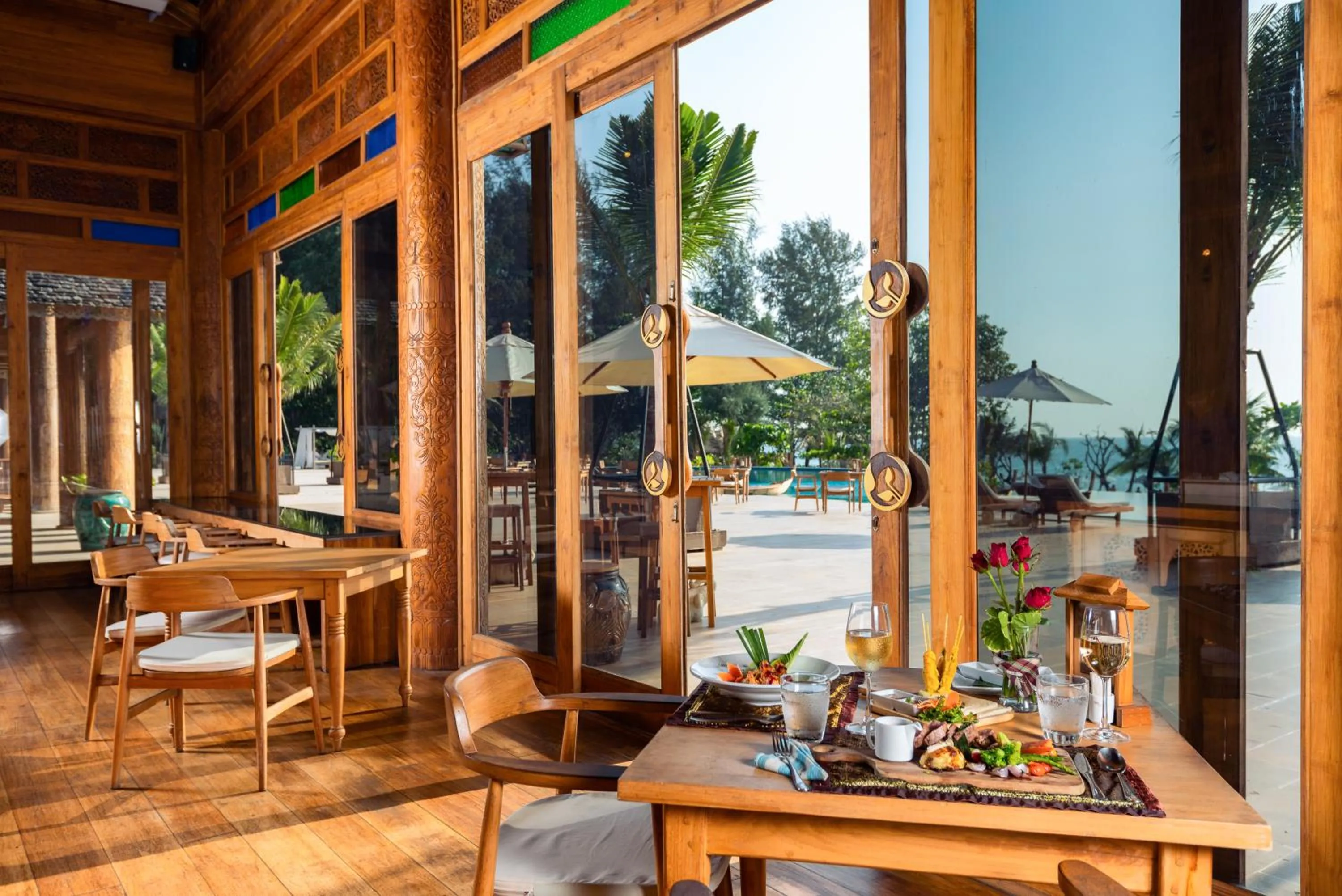 Restaurant/places to eat in Santhiya Phuket Natai Resort & Spa