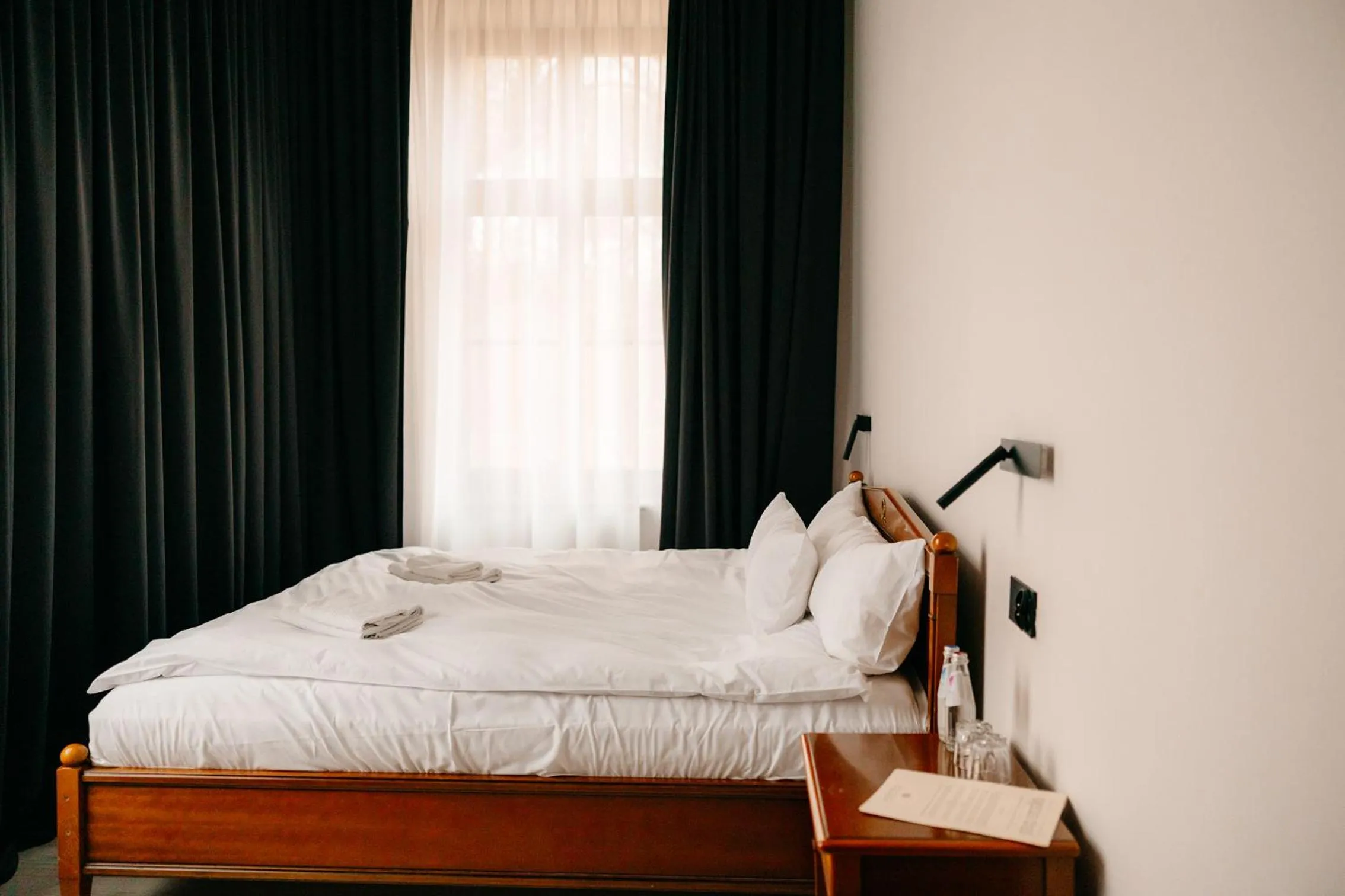 Bed in Folwark Wielka Wieś - Pałac pod Dębem