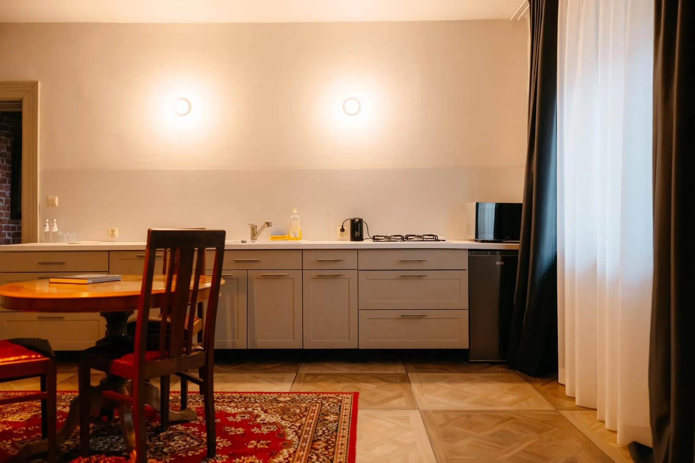 Folwark Wielka Wieś - Pałac pod Dębem