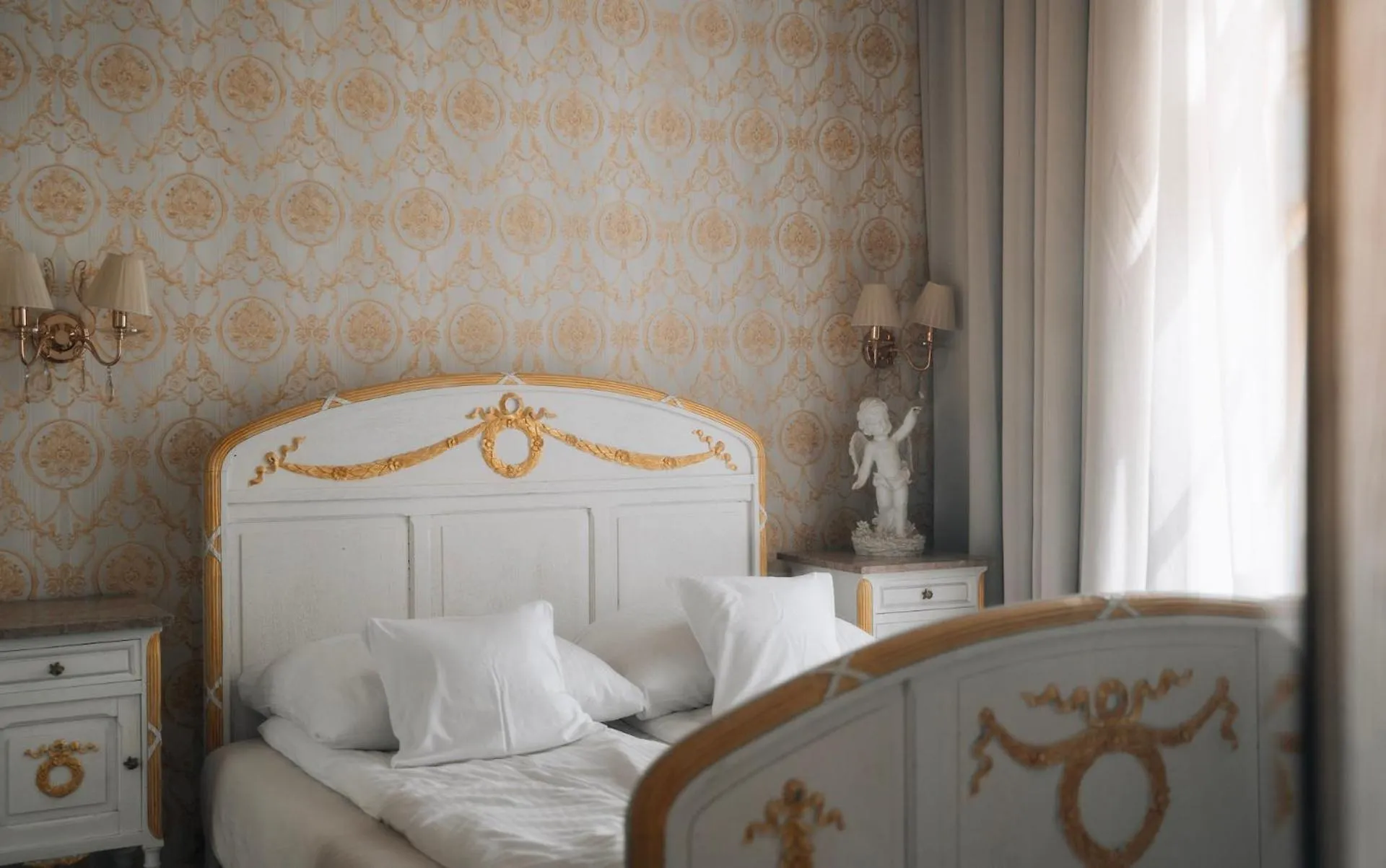 Bed in Folwark Wielka Wieś - Pałac pod Dębem