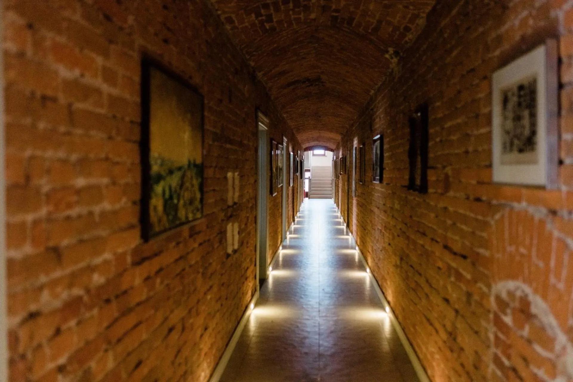 Lobby or reception in Folwark Wielka Wieś - Pałac pod Dębem