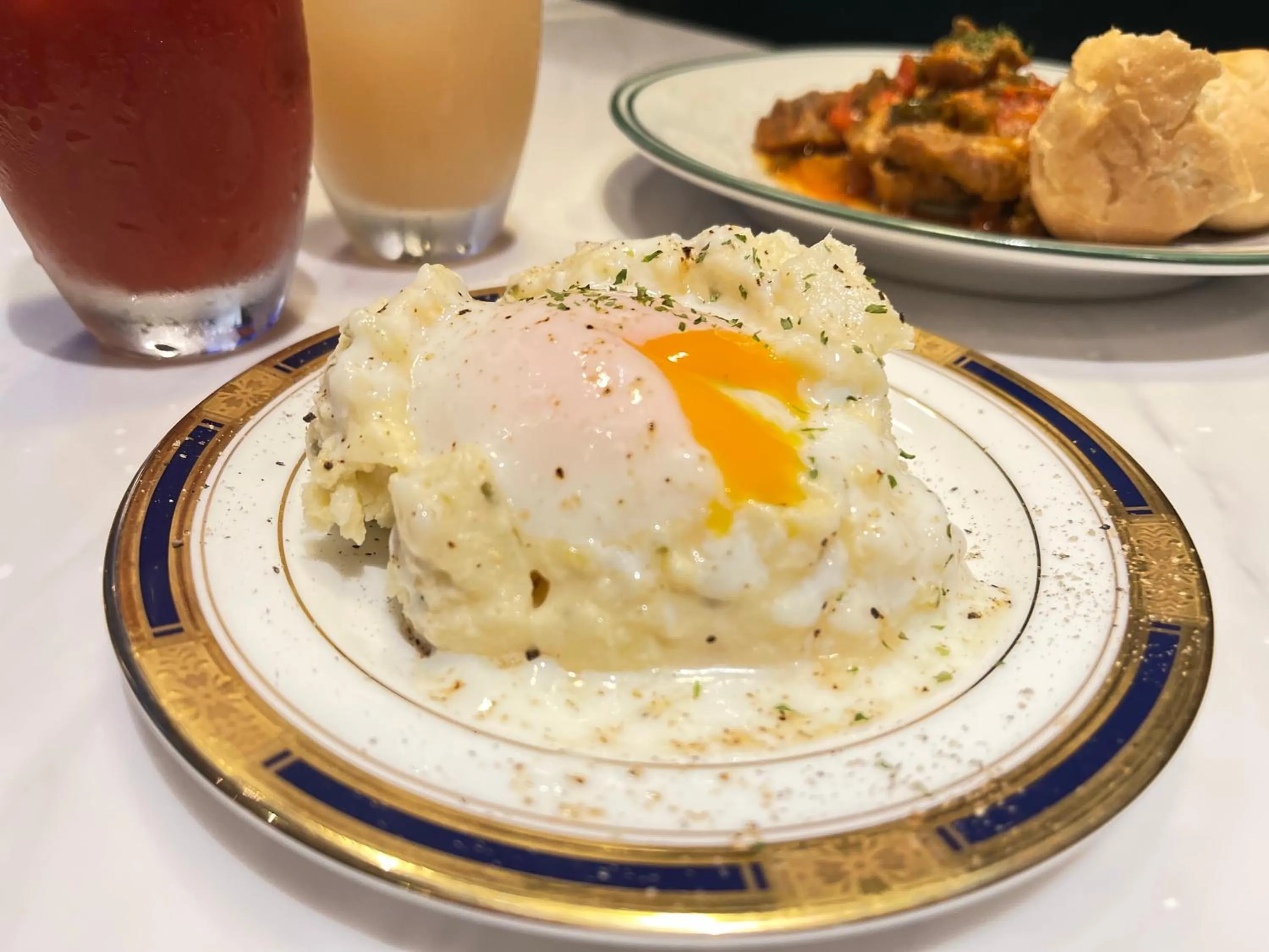 Lounge or bar in Henn na Hotel Kyoto Hachijoguchi