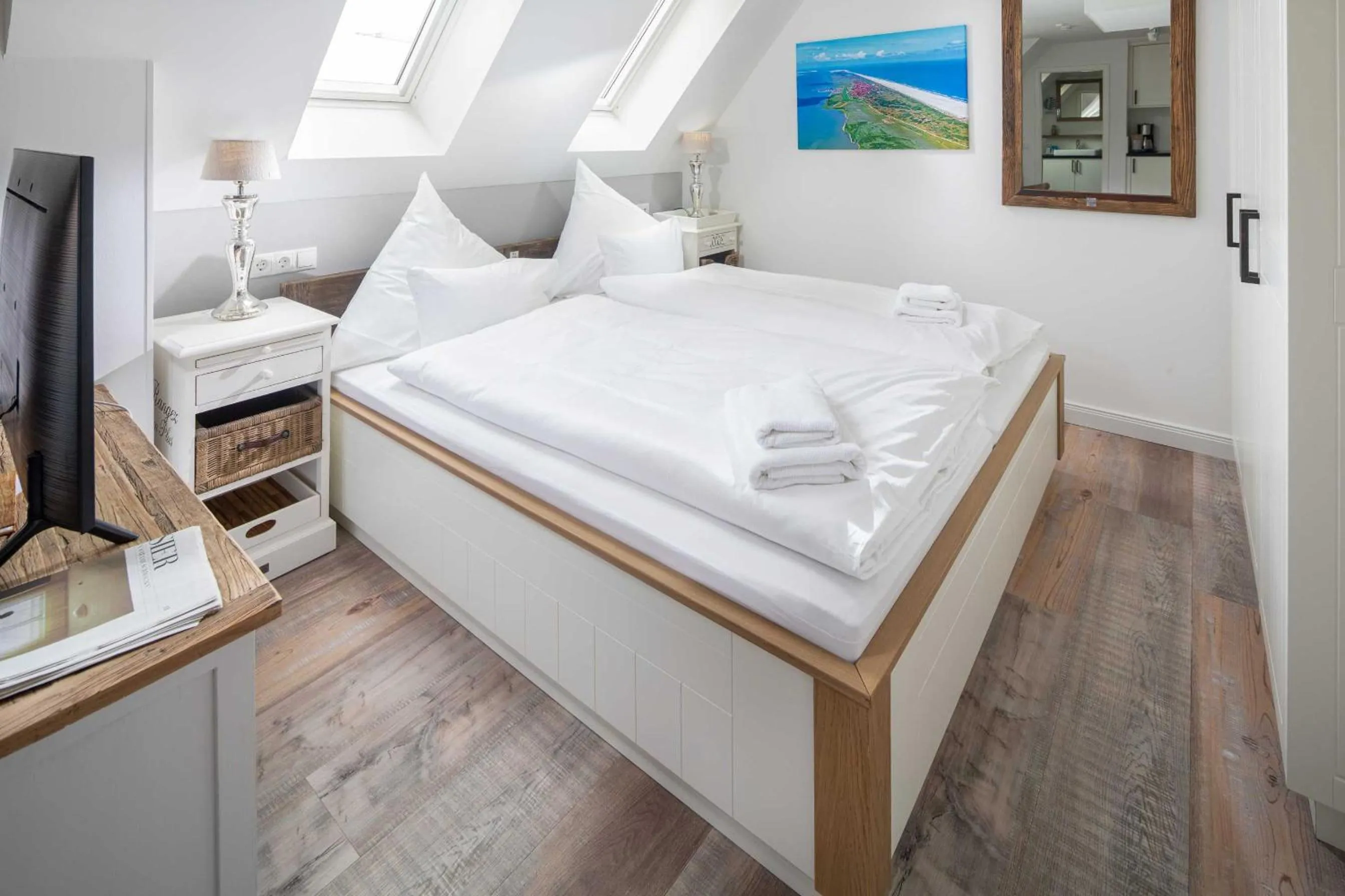 TV and multimedia, Bed in Heimathafen Juist