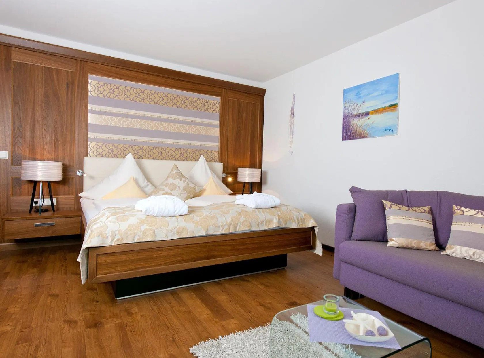 Bedroom, Bed in Hotel Heinzler am See