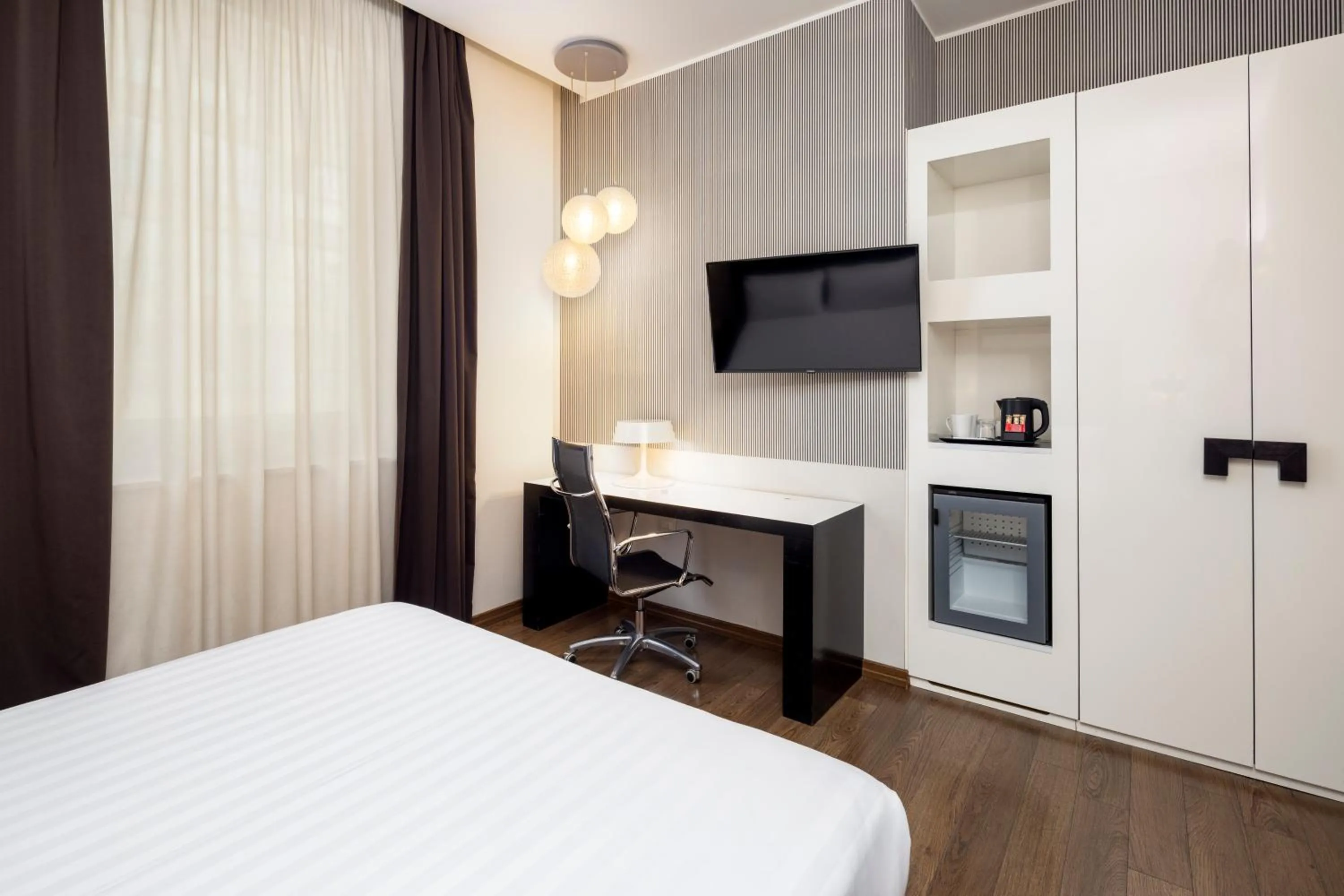 Bedroom, Bed in Holiday Inn Genoa City by IHG