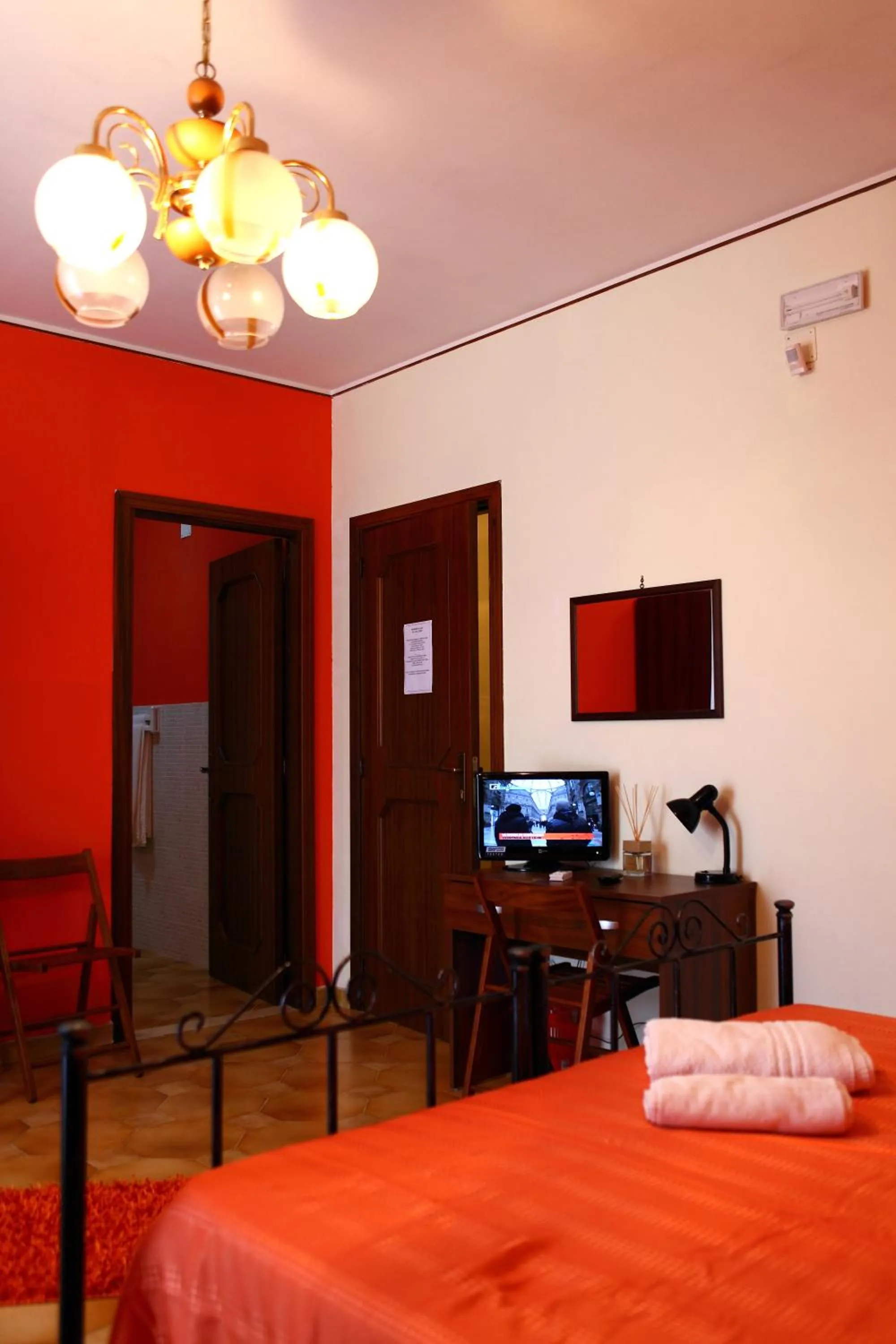 Photo of the whole room, Bed in Il Cavaliere