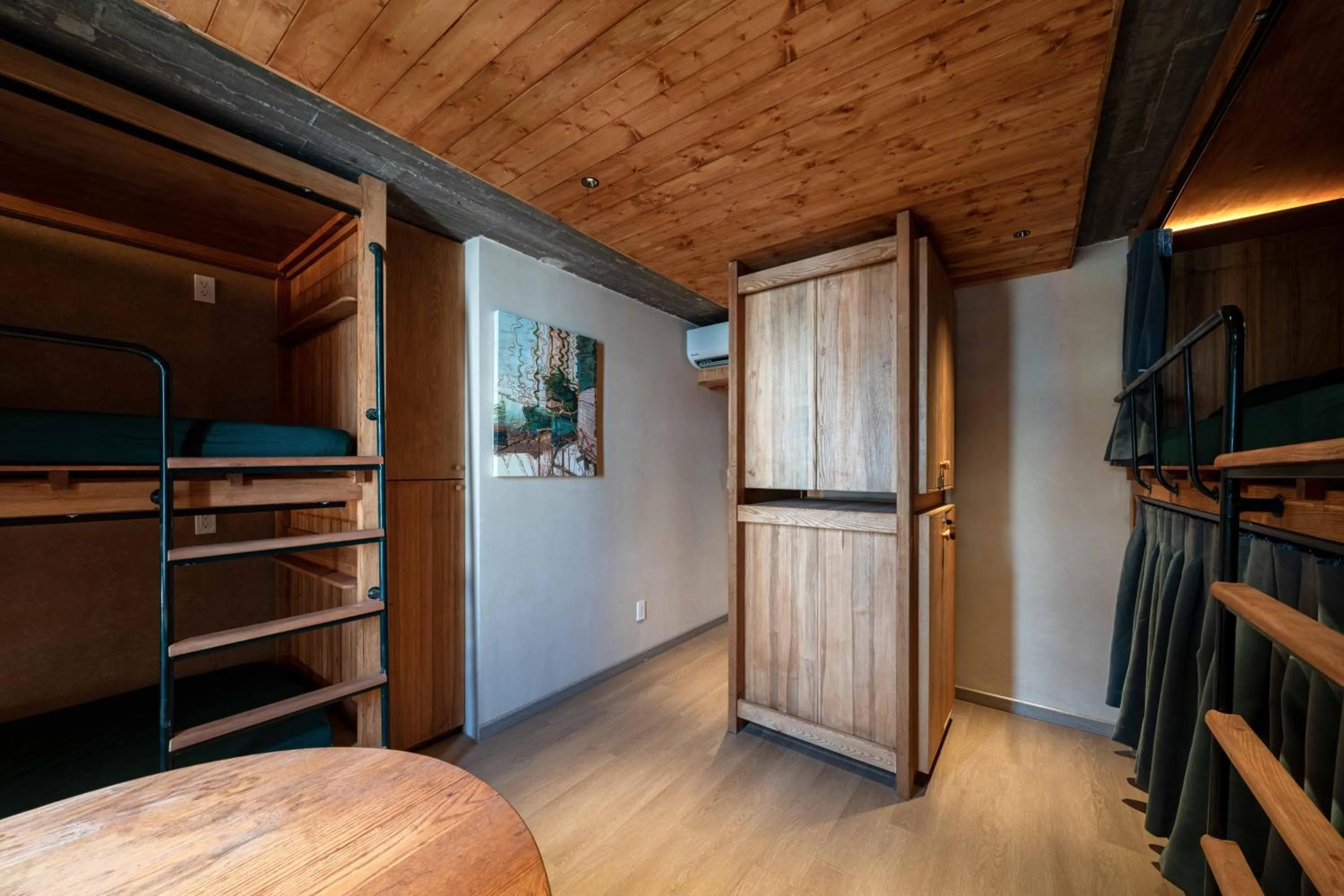 locker, Bed in The Memory Danang Boutique