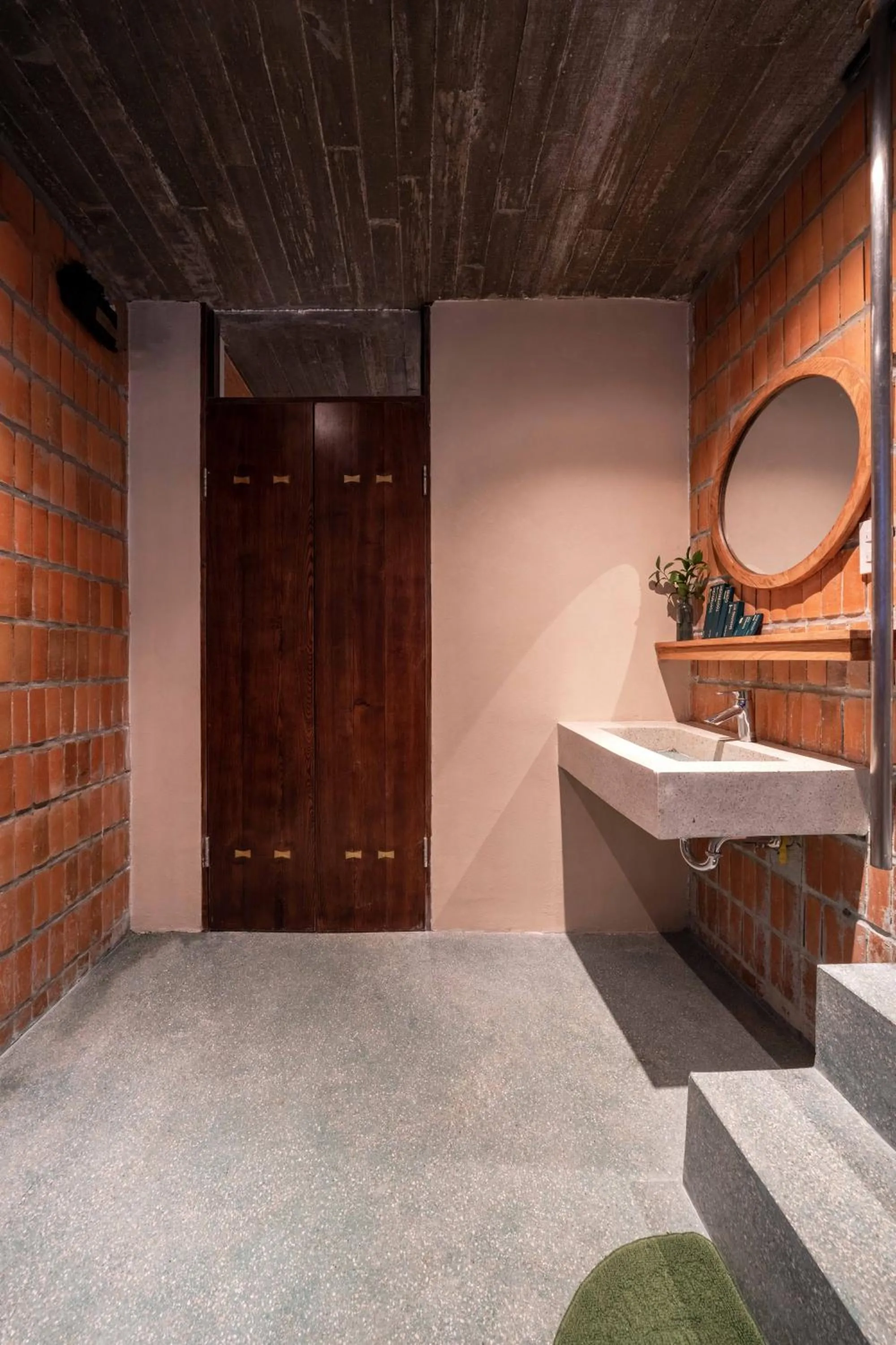 Shower in The Memory Danang Boutique