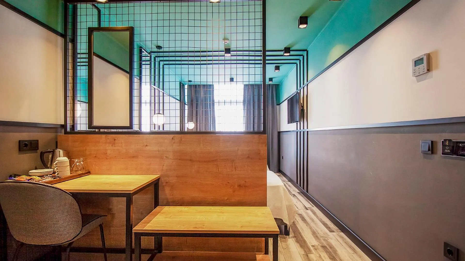 Bed in City Life Demir Hotel