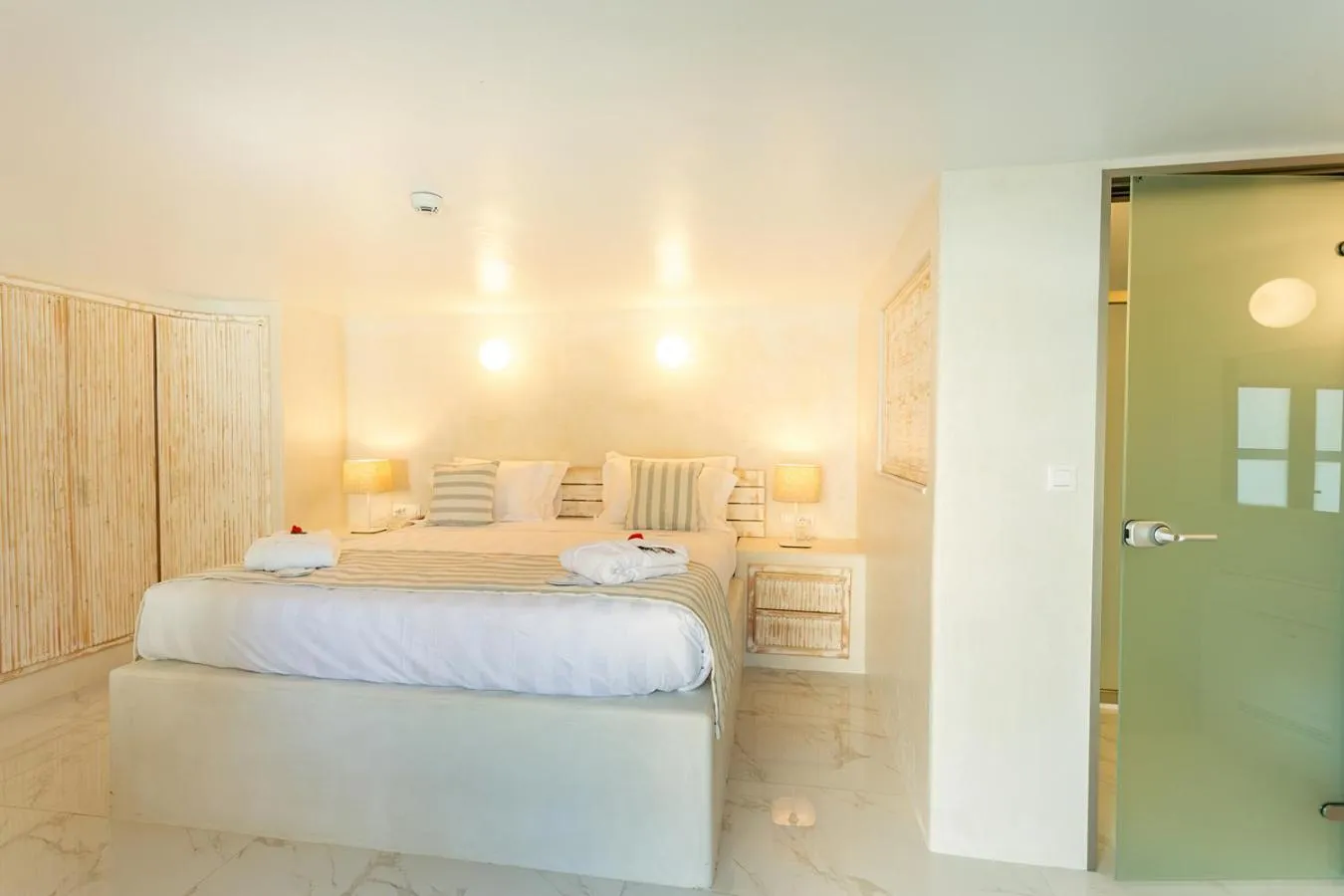 Shower, Bed in Rhodos Horizon City-Adults Only