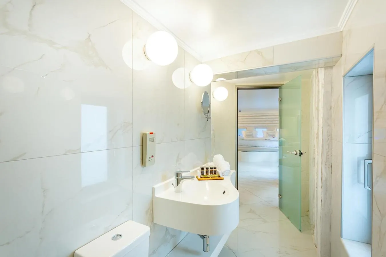 Shower in Rhodos Horizon City-Adults Only