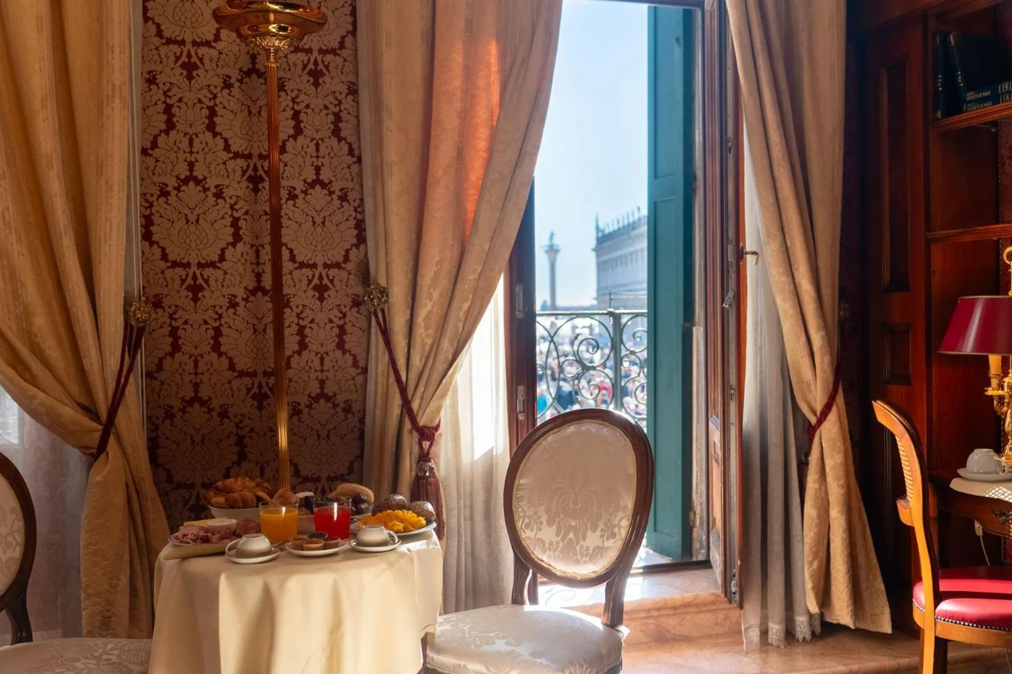 View (from property/room) in Bellevue Luxury Rooms - San Marco Luxury