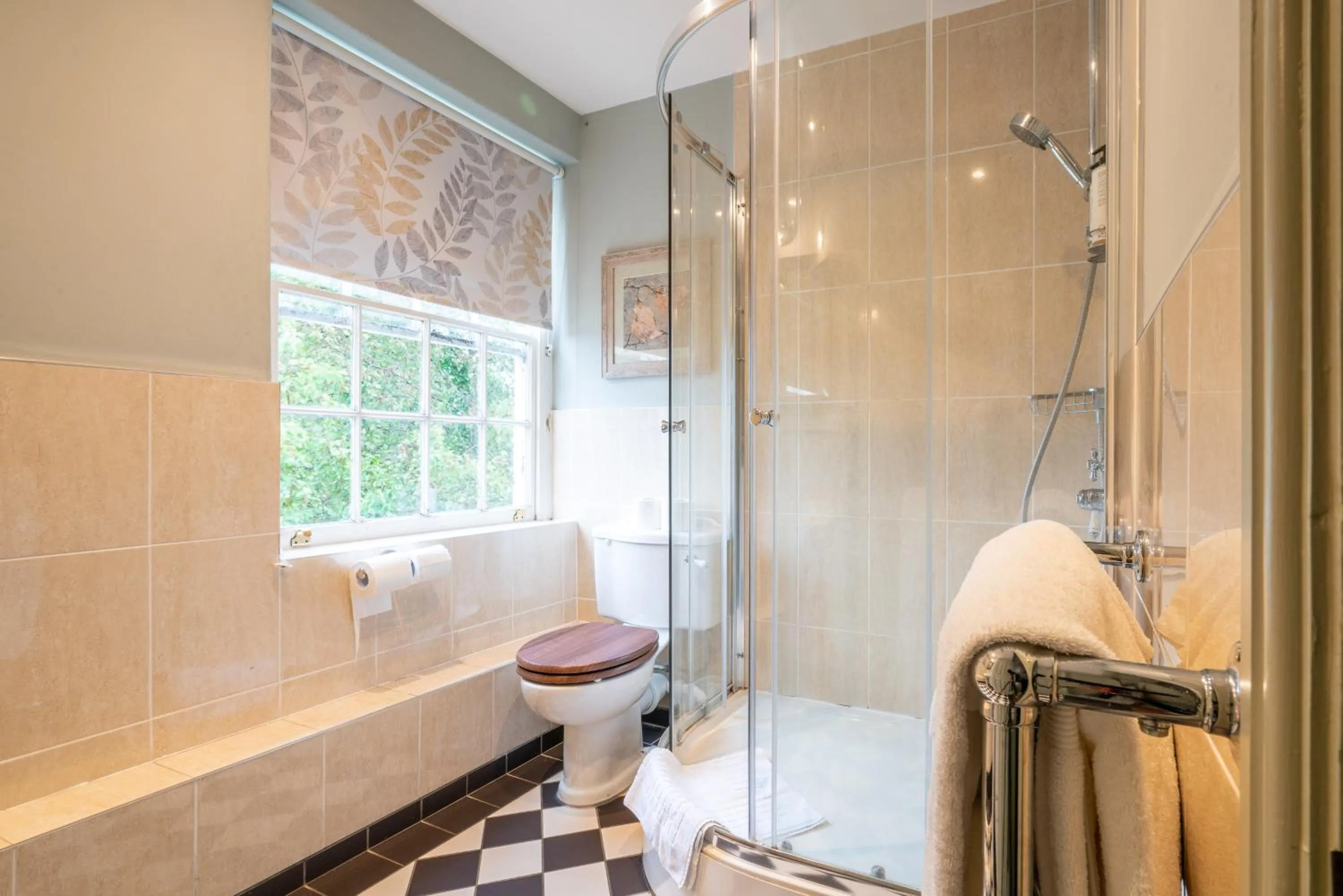 Bathroom in The Dundas Arms