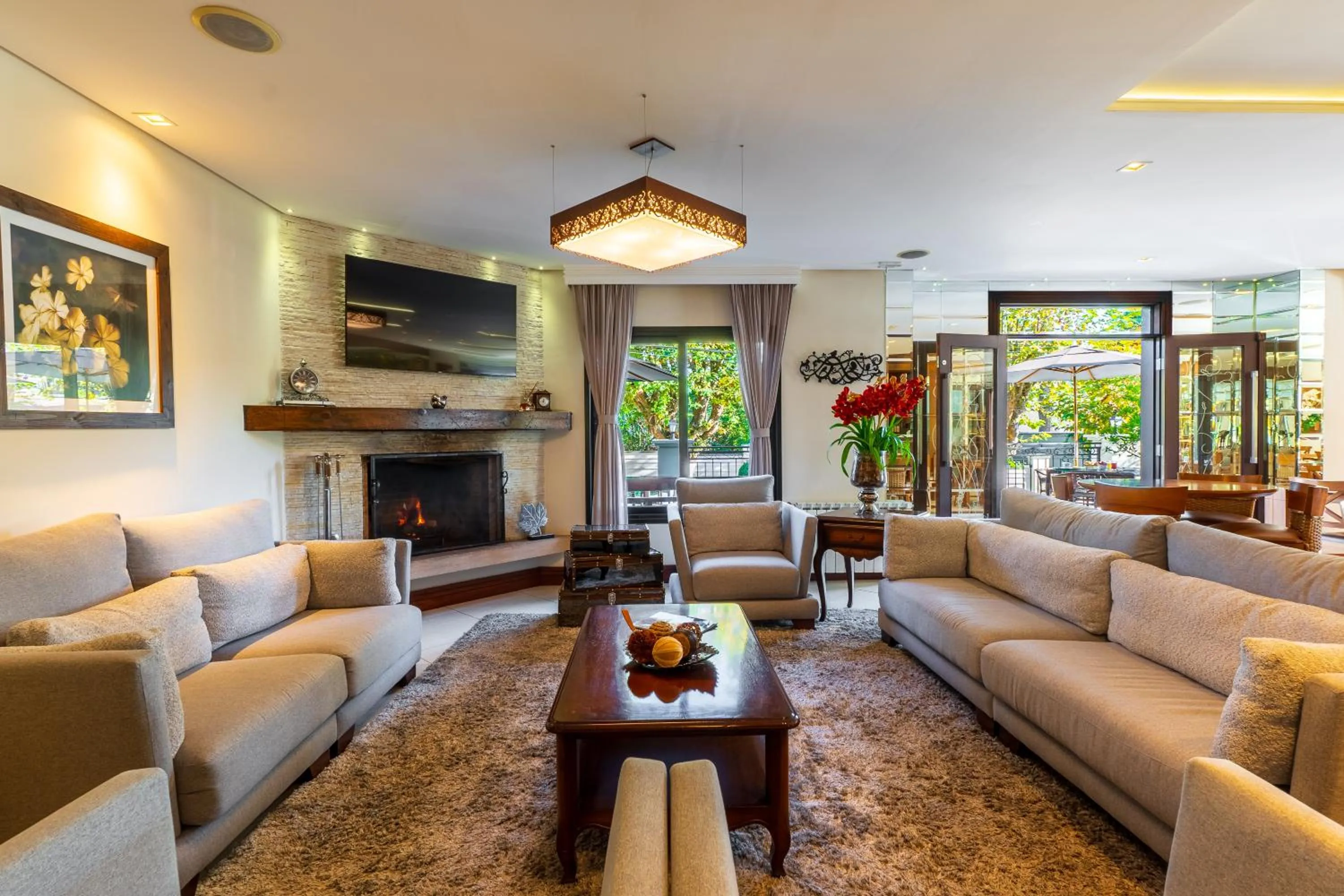 Communal lounge/ TV room in Pousada D'Biagy Premium