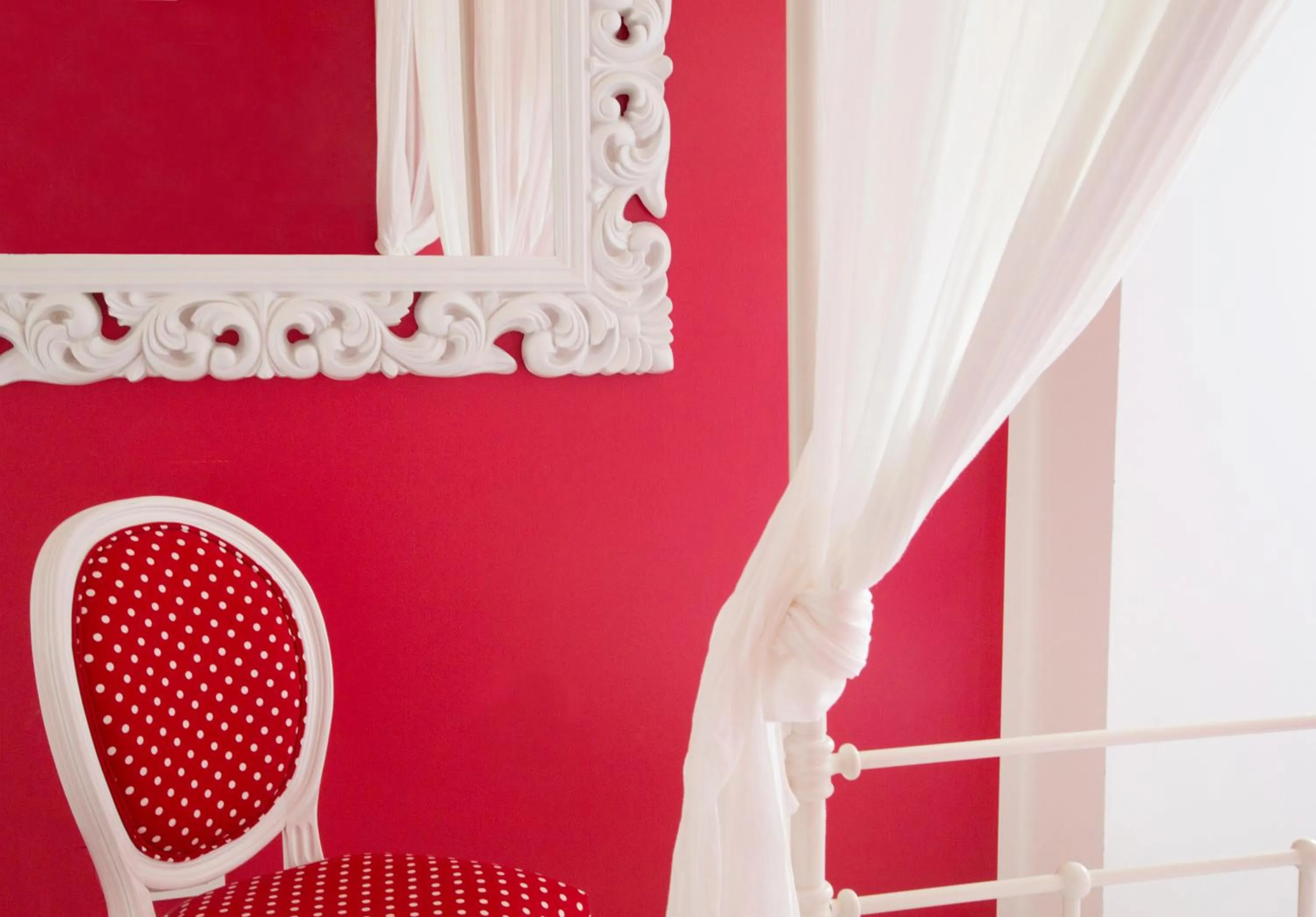 Decorative detail in B&B The Divine