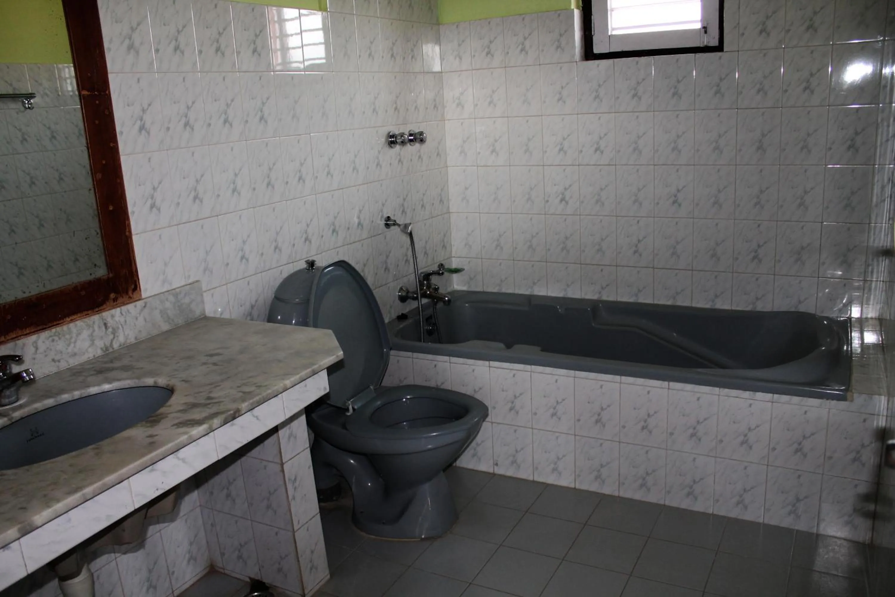 Bathroom in New Pokhara Lodge - Pokhara Lakeside