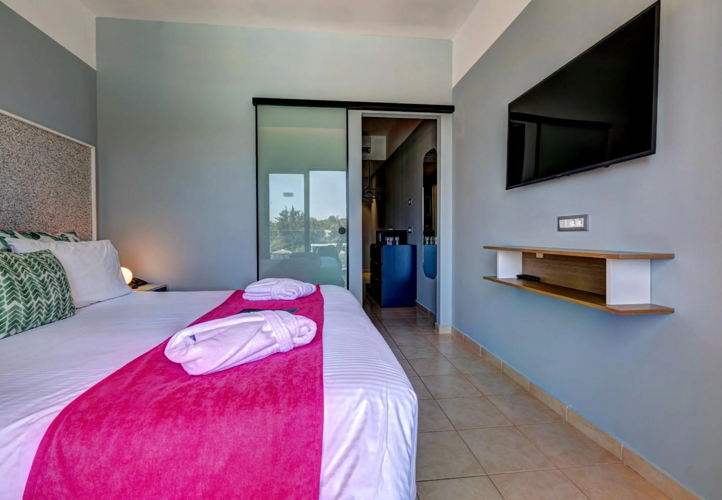 Photo of the whole room, Bed in Lindos Breeze Beach Hotel