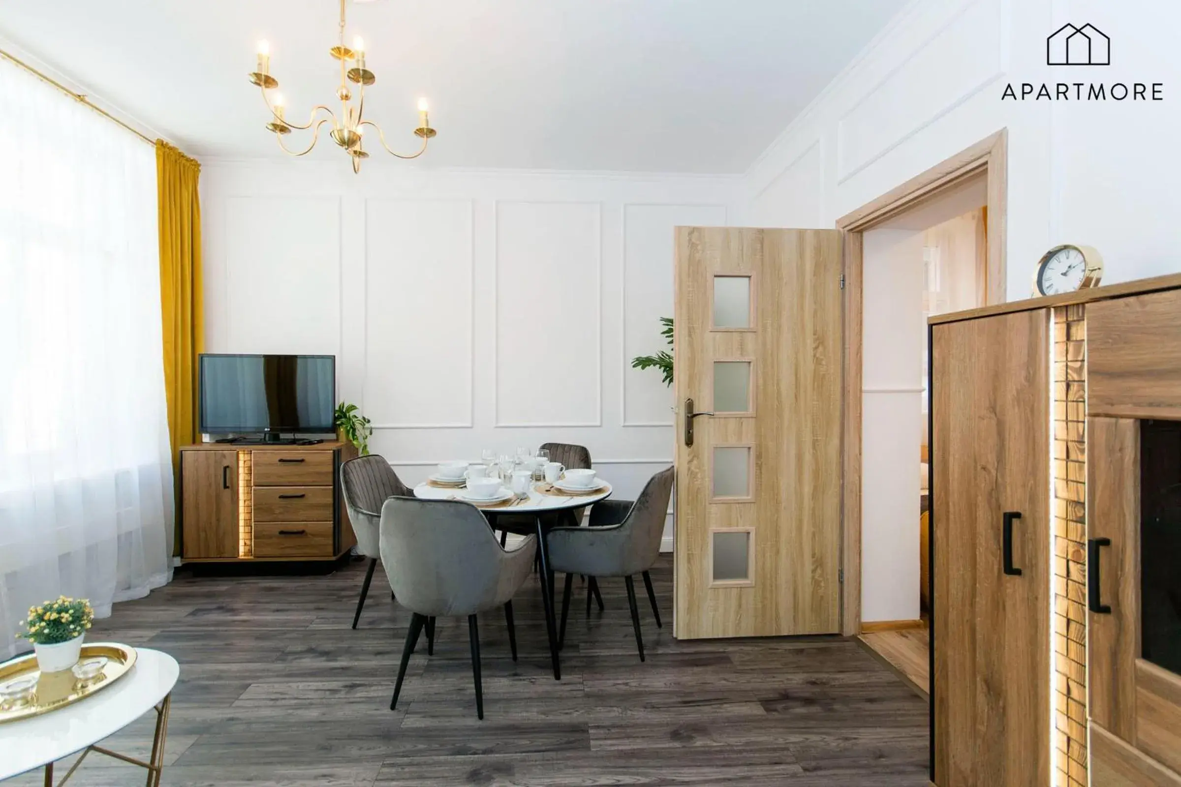 One-Bedroom Apartment - bez parkingu - ul. Świętojańska 50 in Old Town by Apartmore One-Bedroom Apartment - bez parkingu - ul. Świętojańska 50 in Old Town by Apartmore