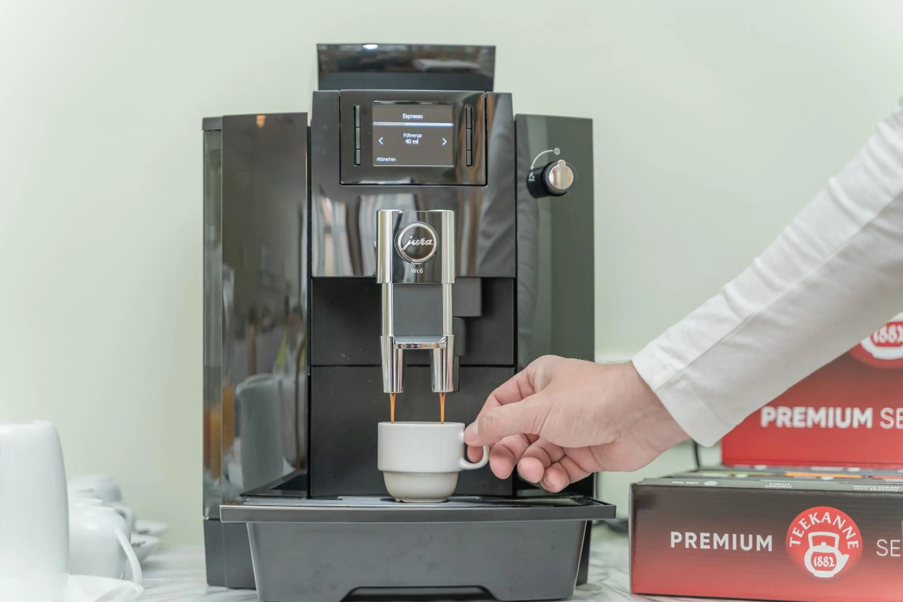 Coffee/tea facilities in Hotel Kindler 2,0 Self-Check-In