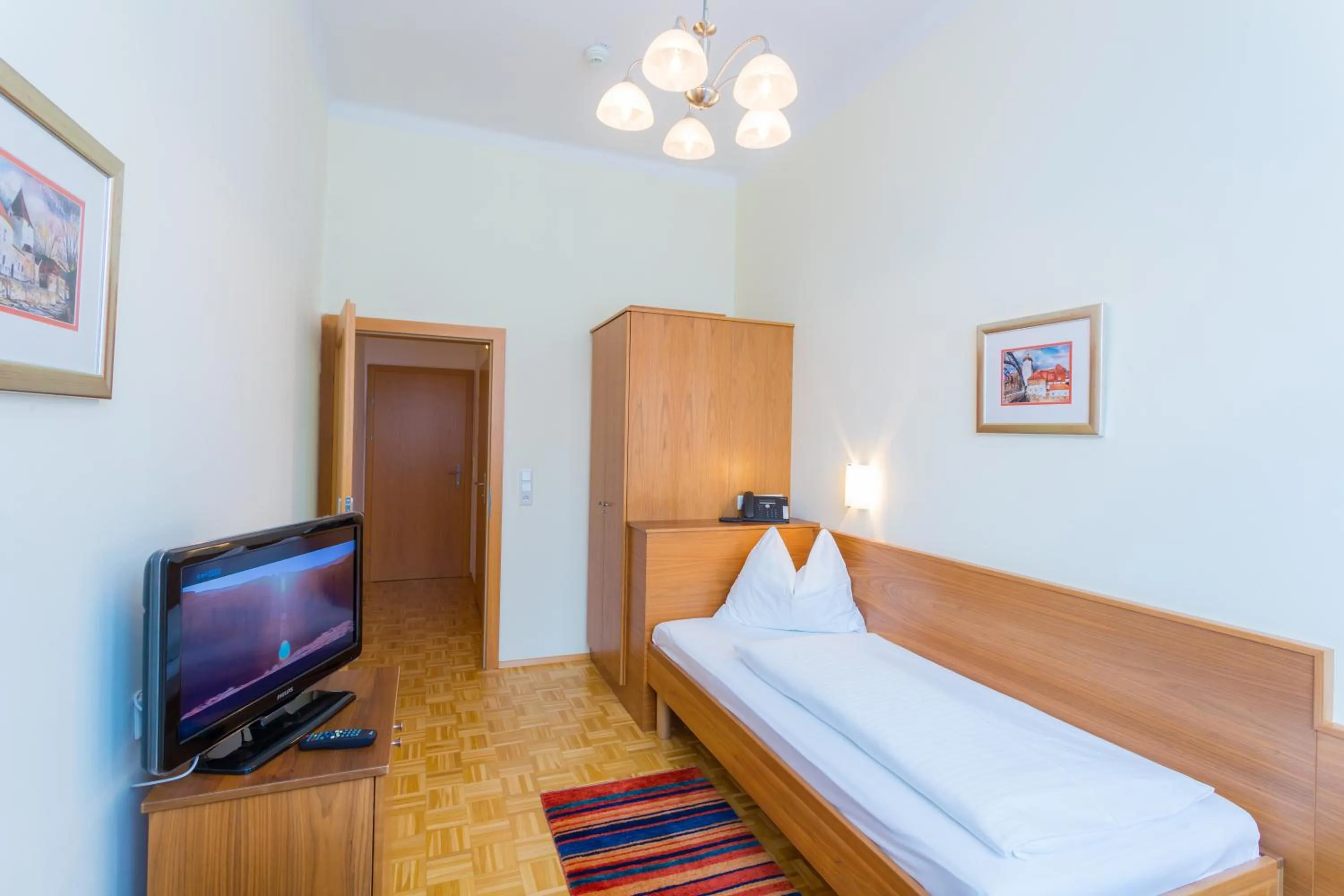 Bed in Hotel Kindler 2,0 Self-Check-In