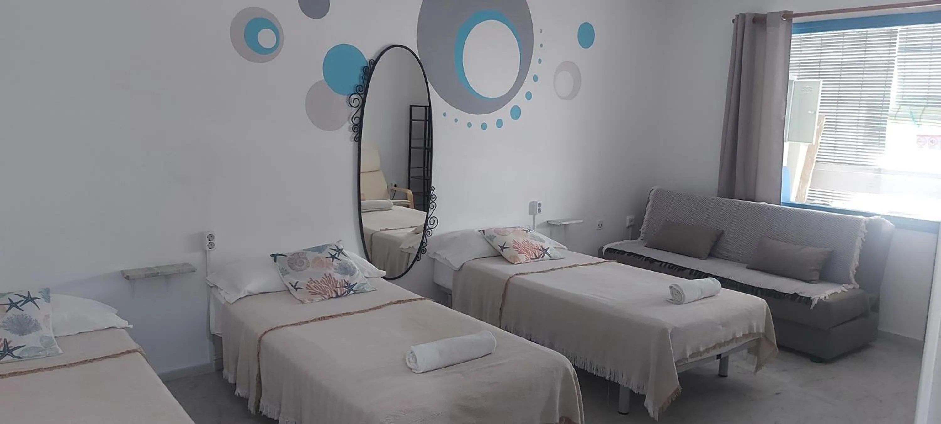 Photo of the whole room, Bed in Coordenadas Ibiza