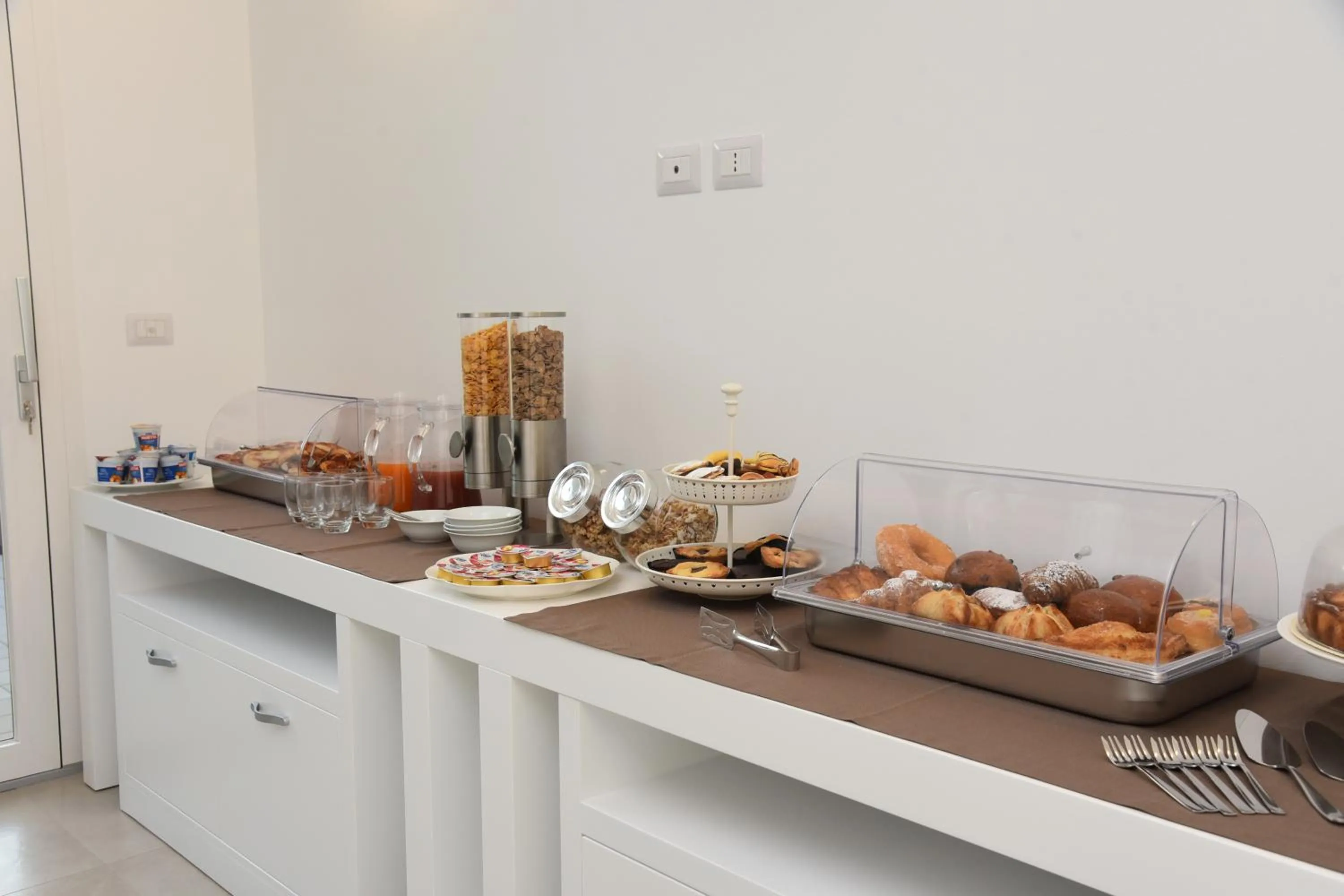 Buffet breakfast in B&B Rose