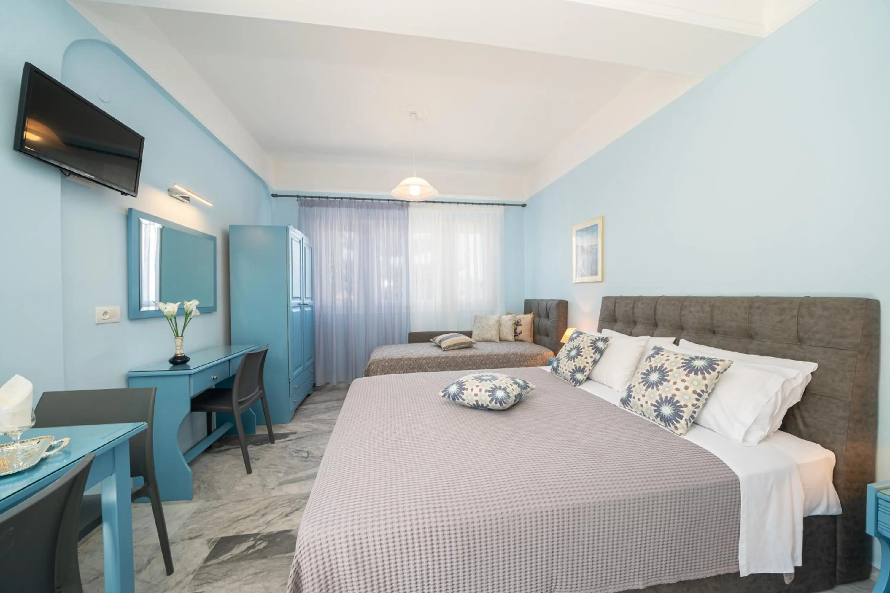 Bedroom, Bed in Prince Studios