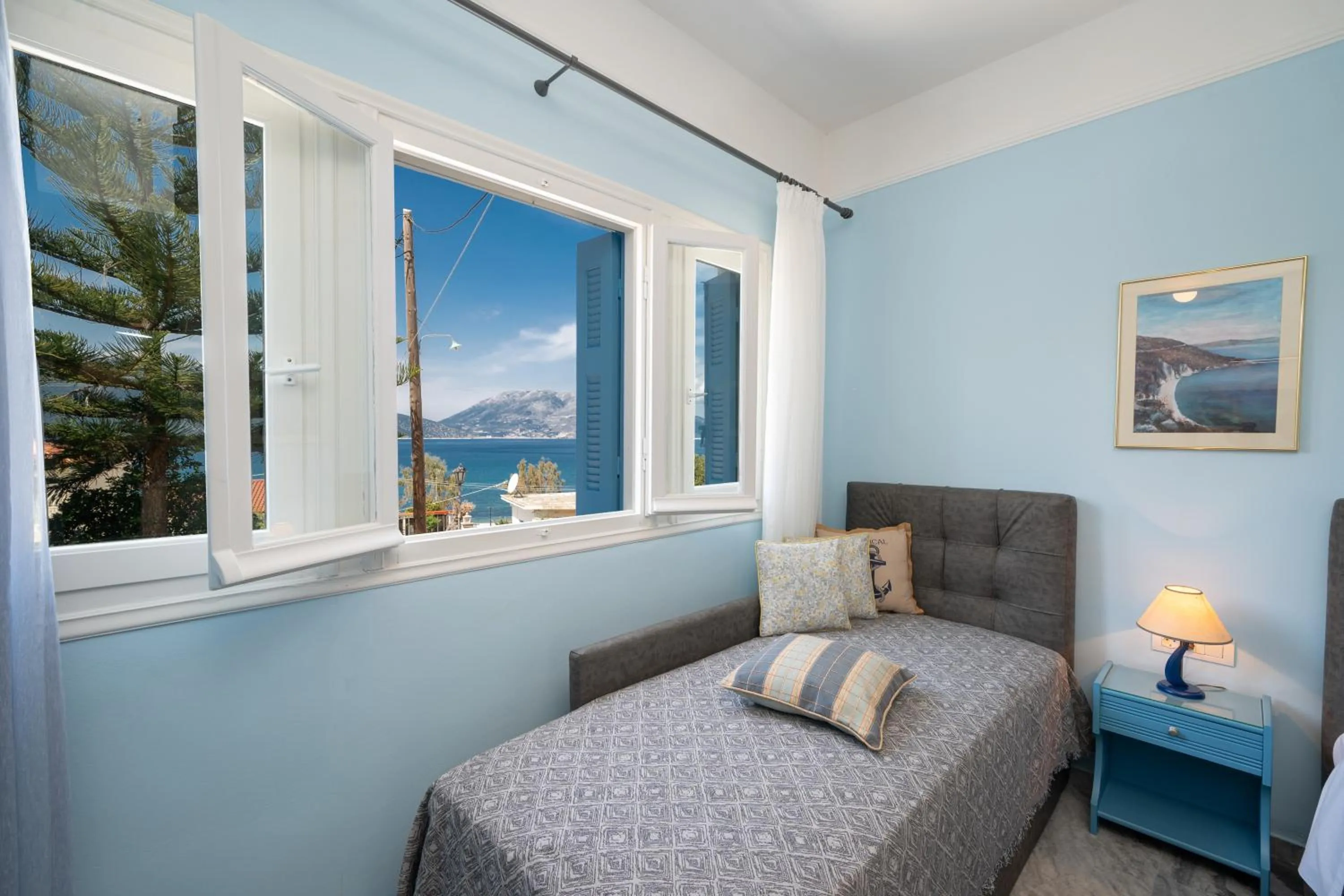 Bedroom, Bed in Prince Studios