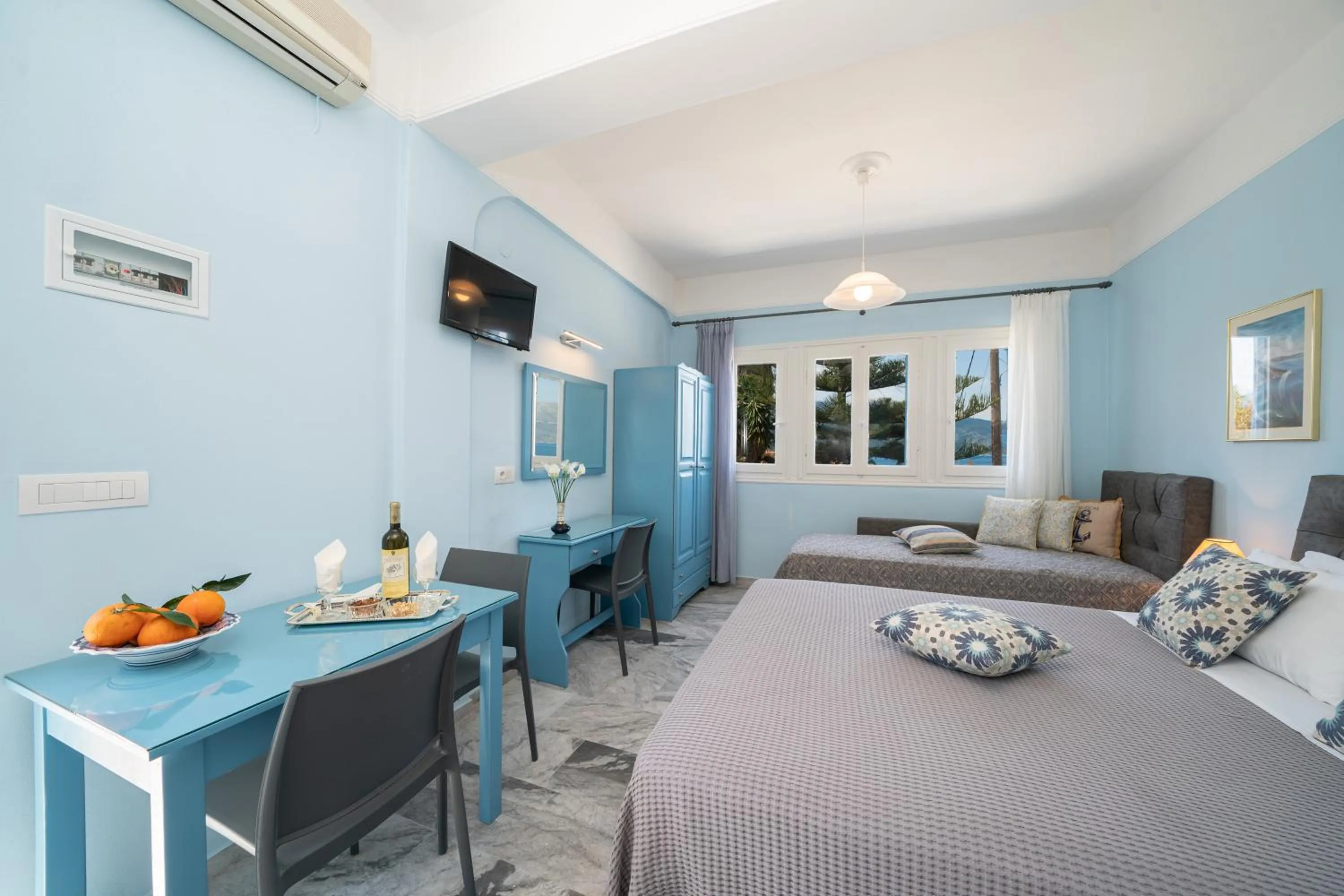 Bedroom, Bed in Prince Studios