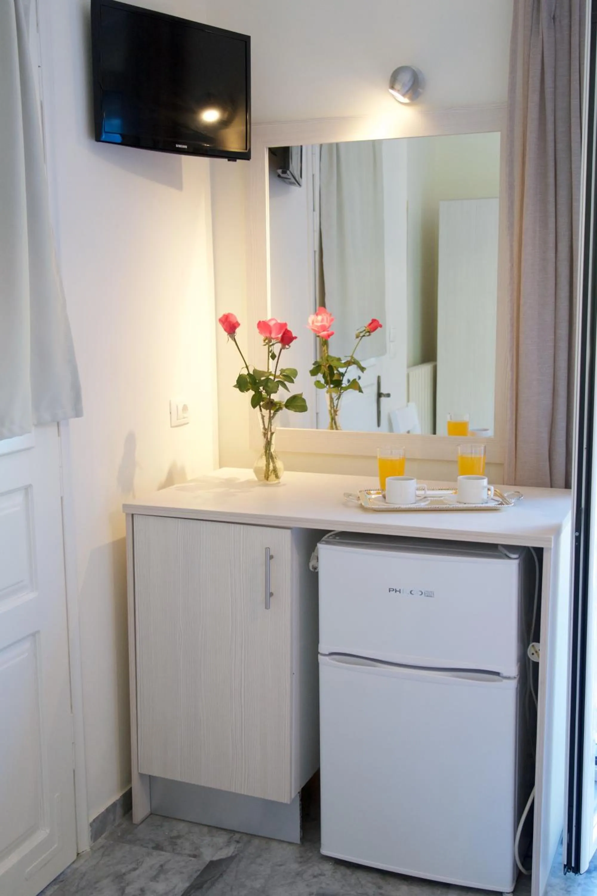 Coffee/tea facilities in Prince Studios