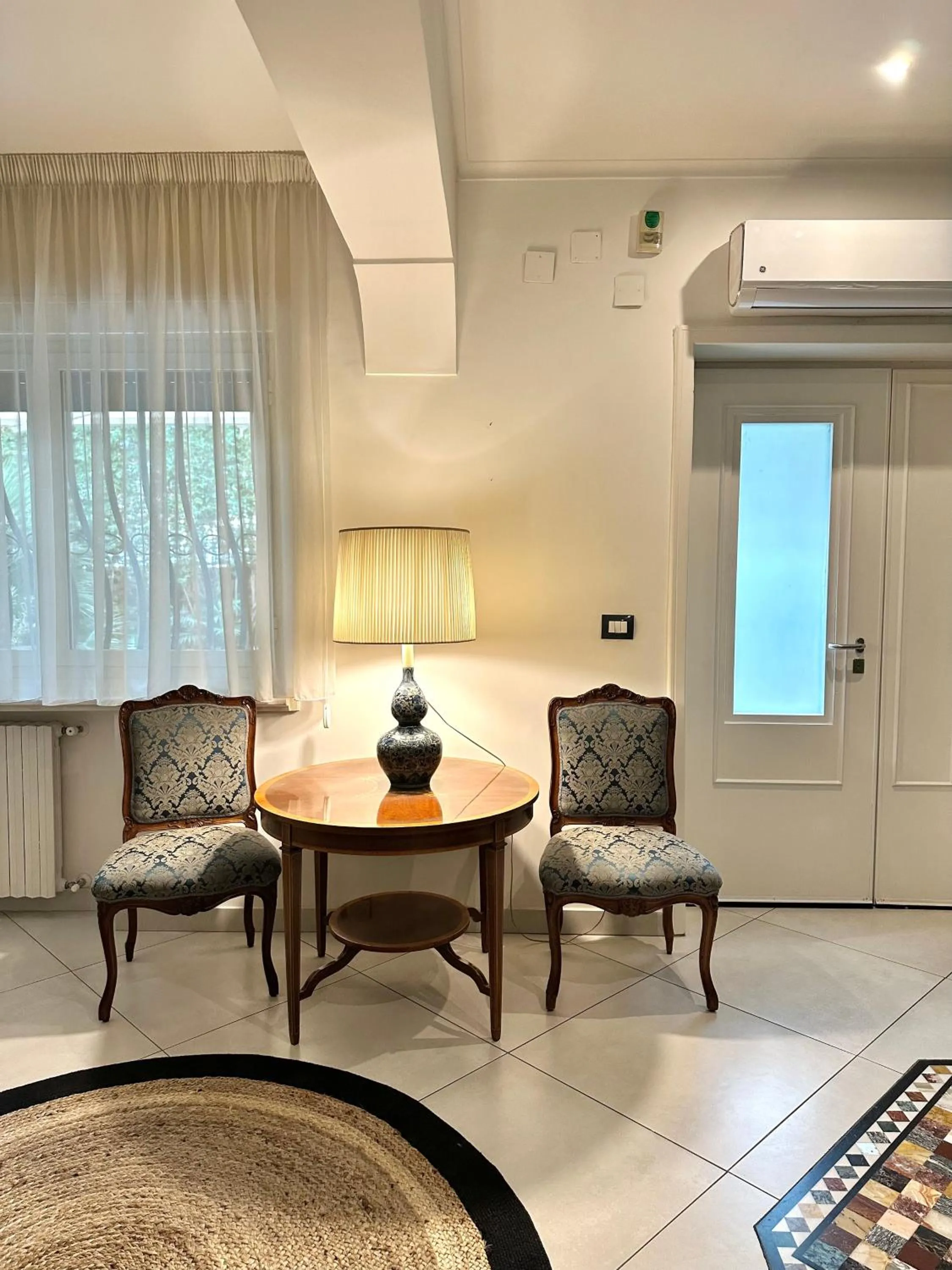 Living room in Santa Clara Suite