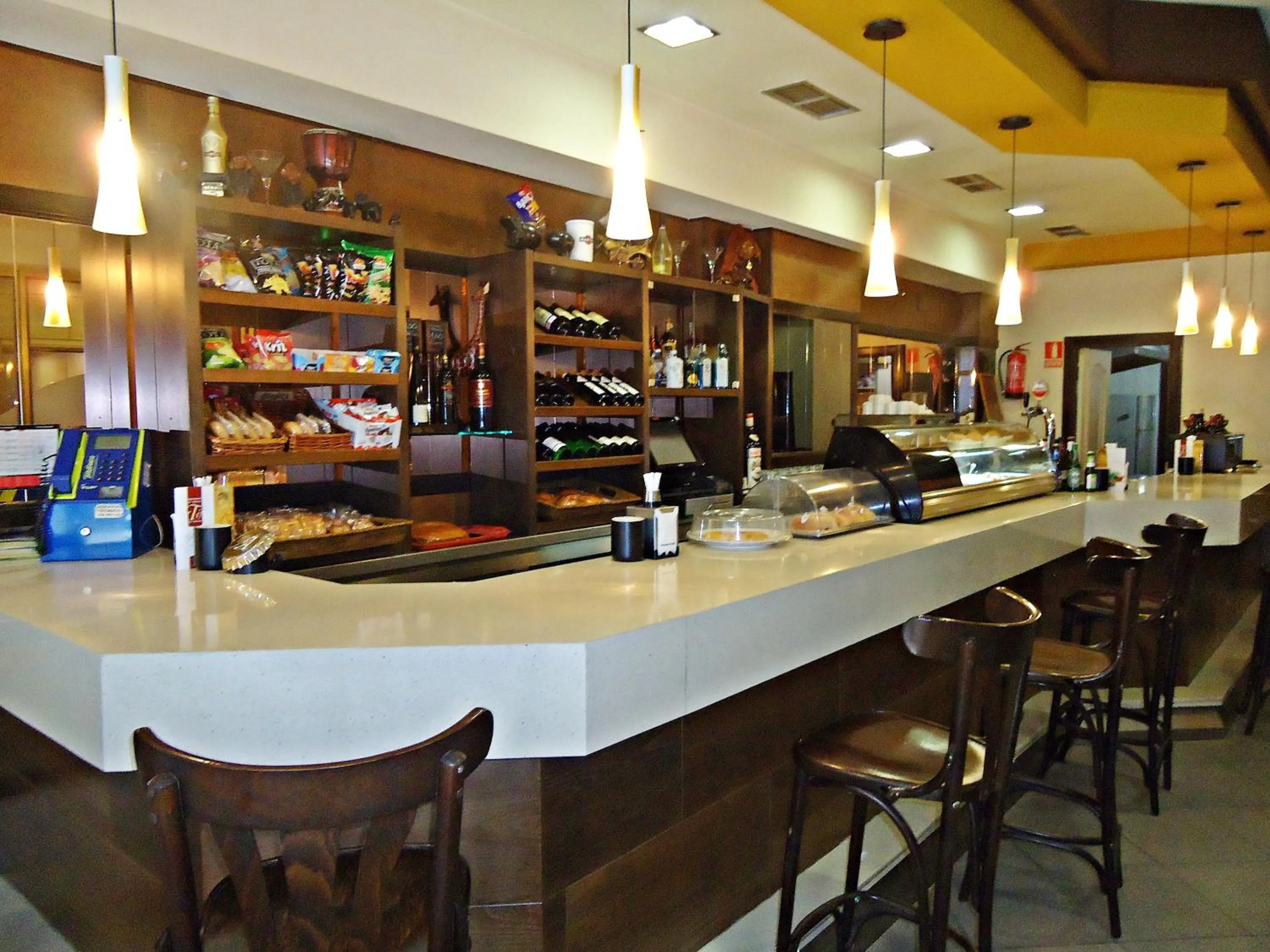 Restaurant/places to eat in Hotel Altiana