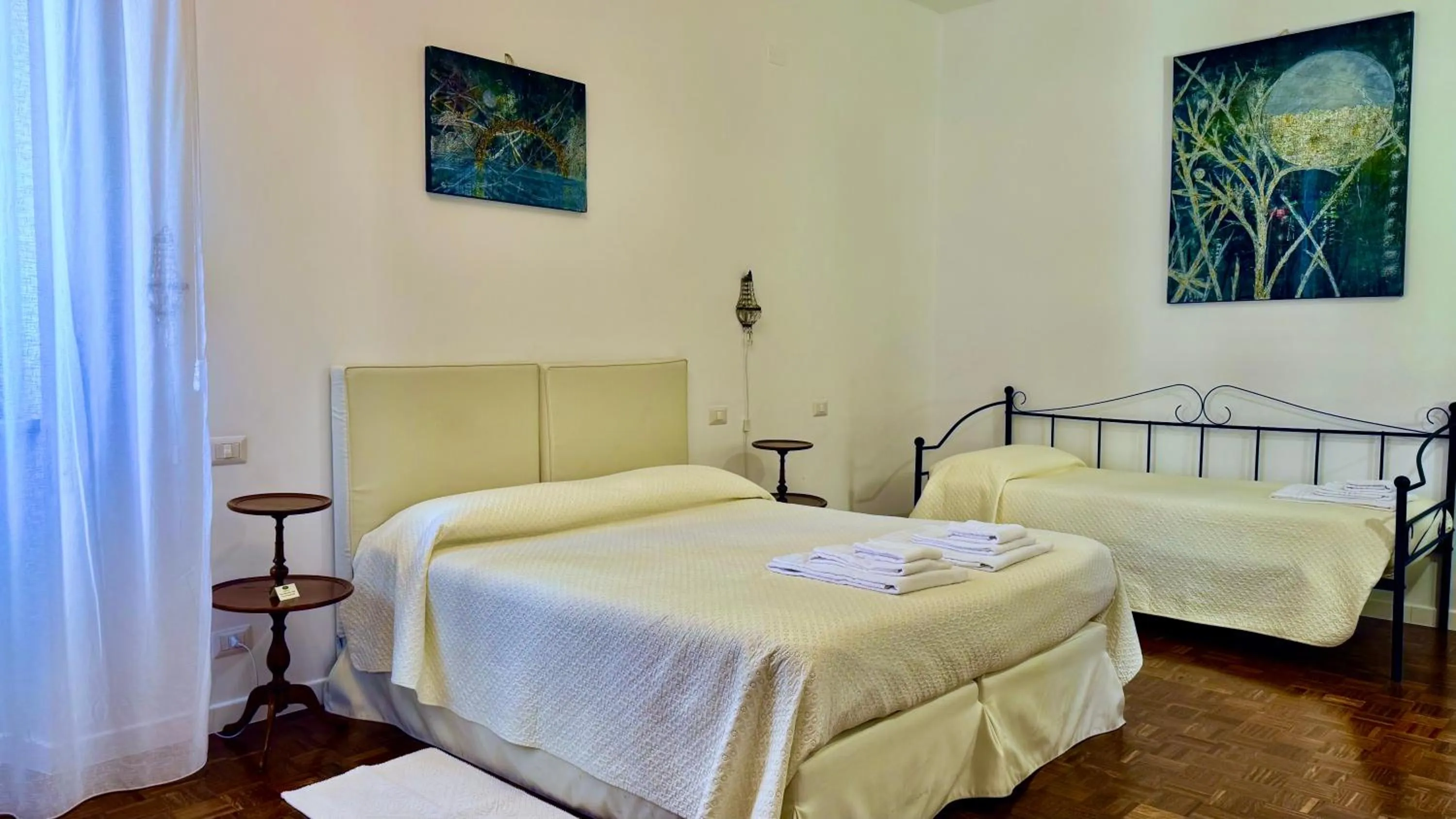 Bed in Locanda dei Buoni e Cattivi