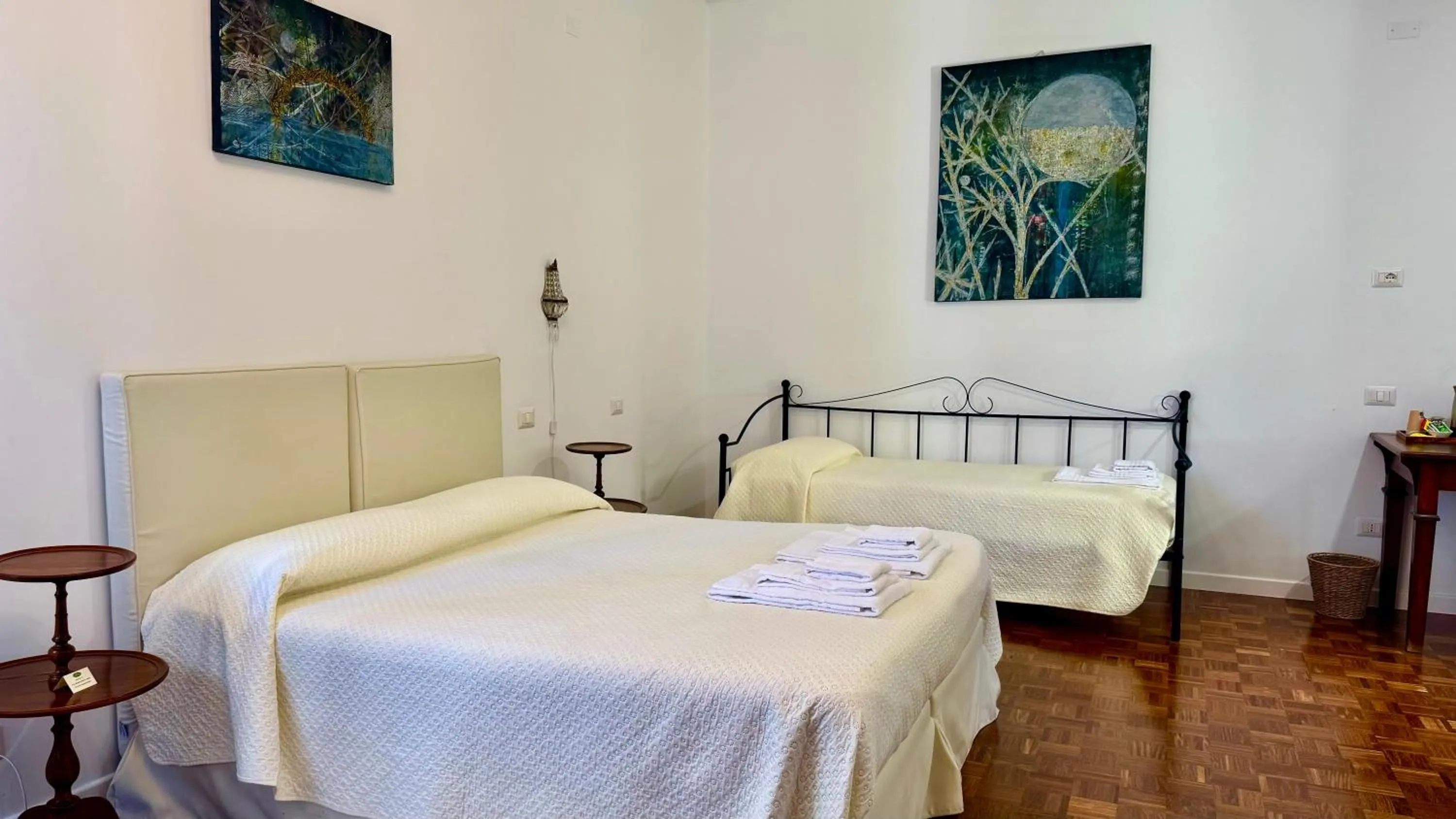 Bed in Locanda dei Buoni e Cattivi