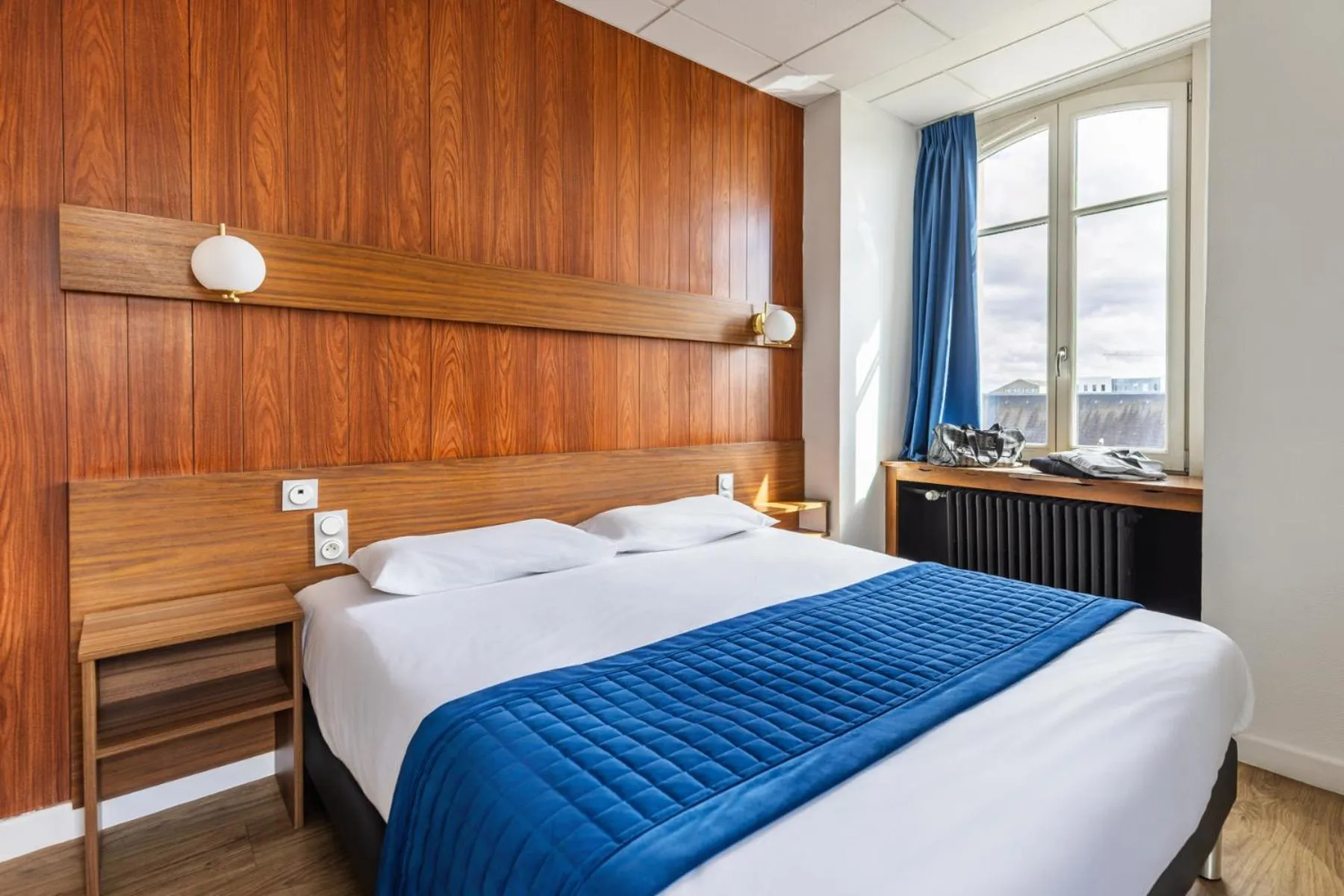 Bed in Hotel Bristol Metz Centre Gare