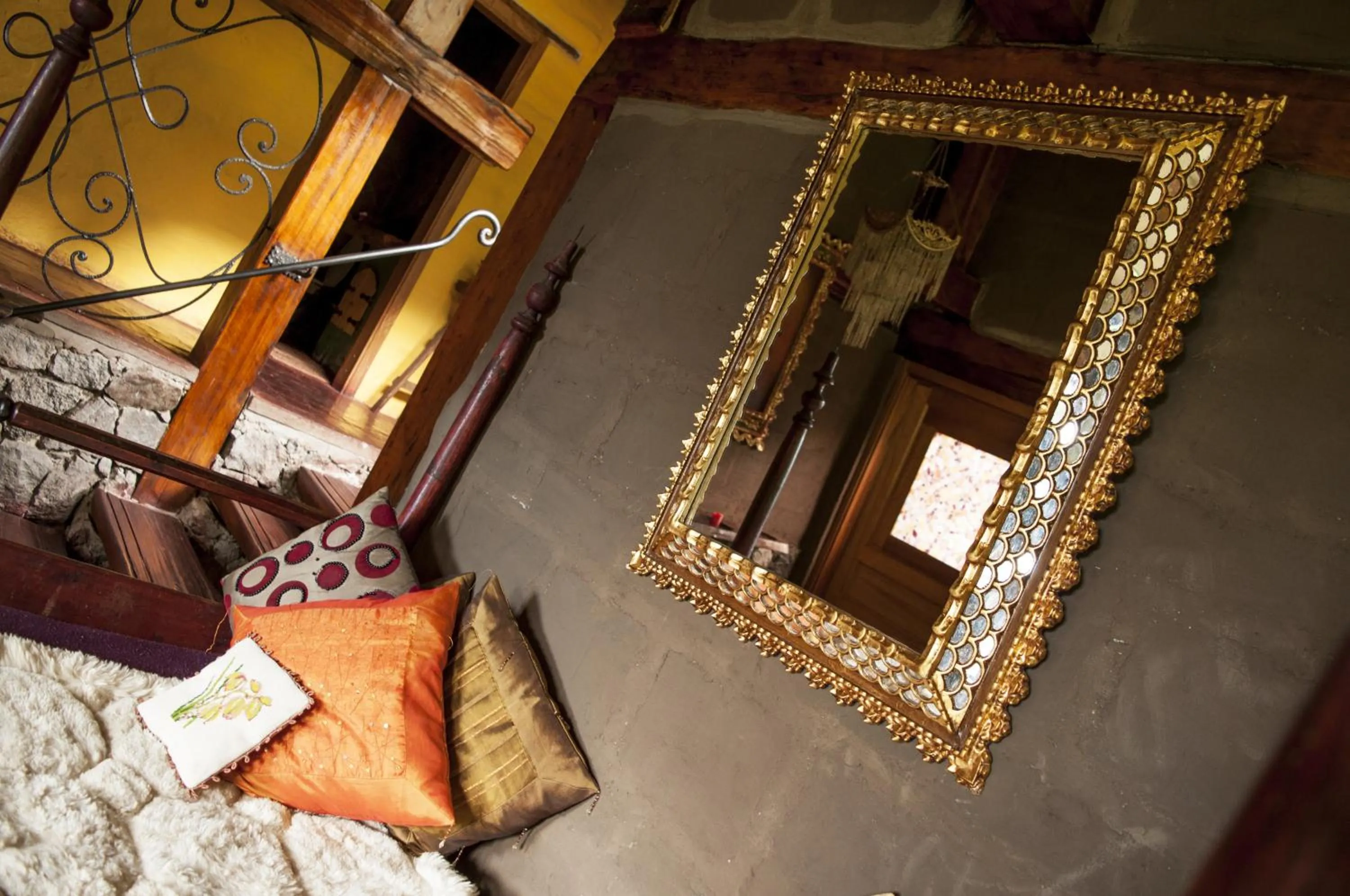 Decorative detail, Bed in Hacienda Rumiloma