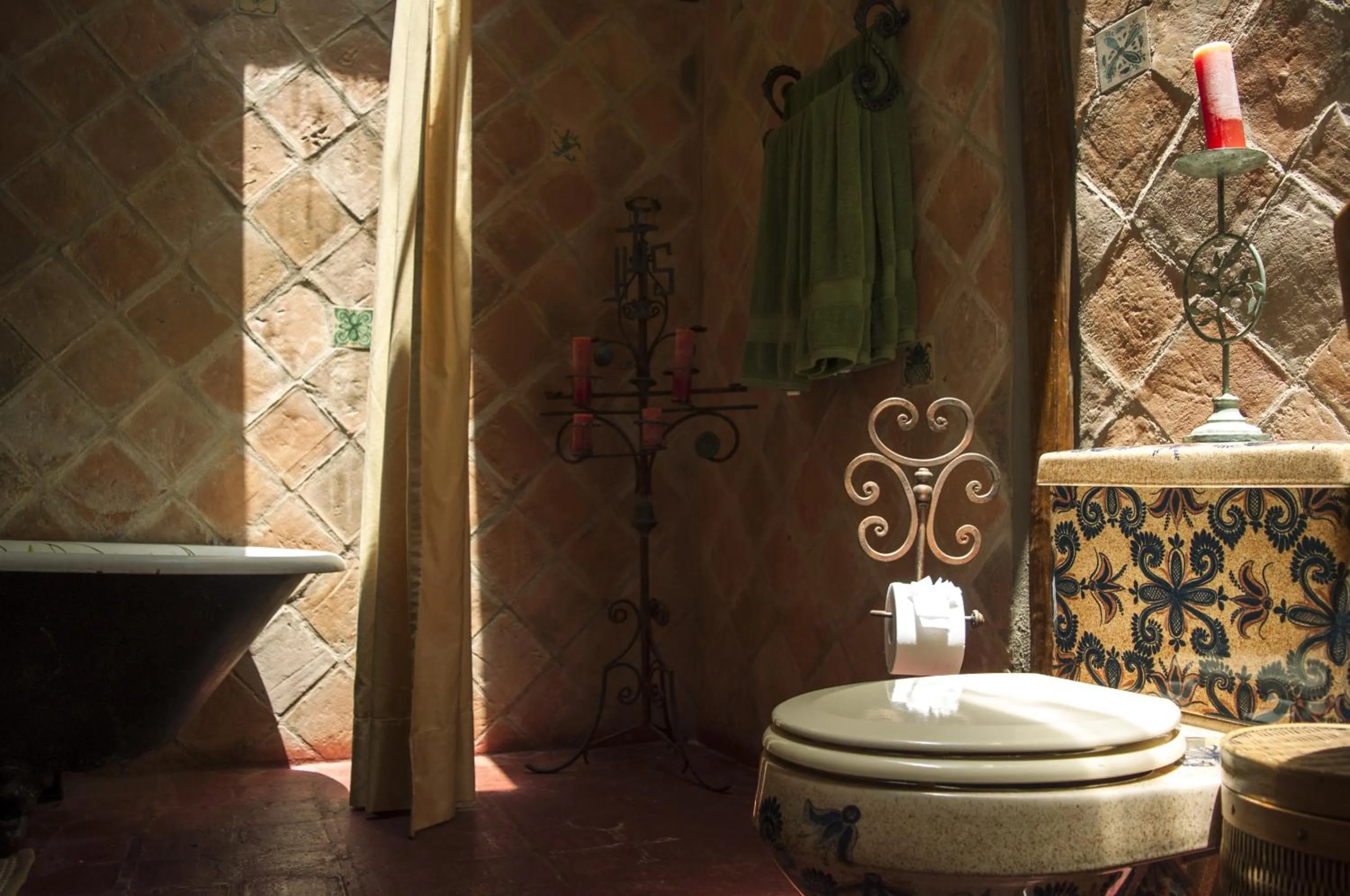Bathroom in Hacienda Rumiloma