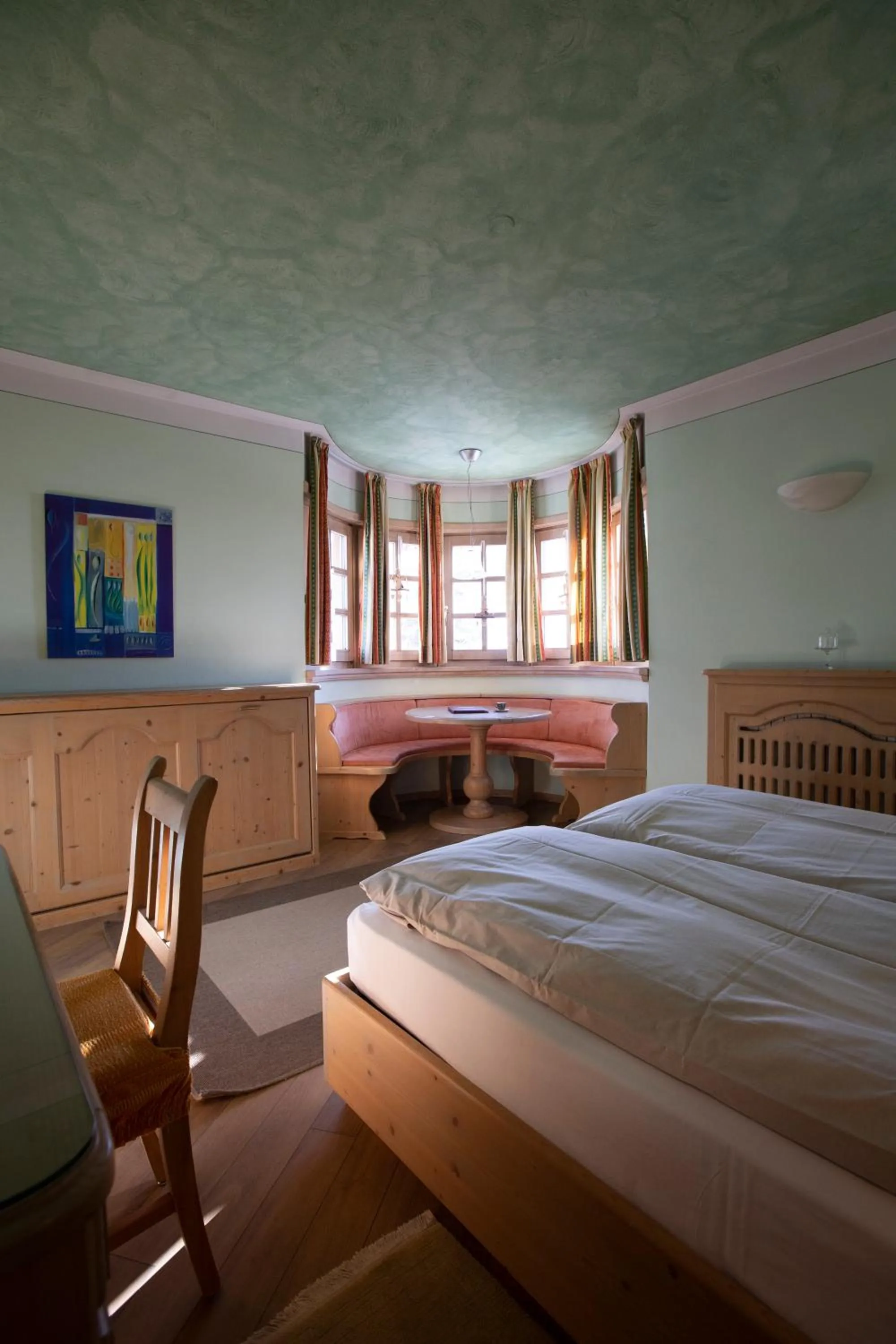 Photo of the whole room in Hotel "La Suisse"