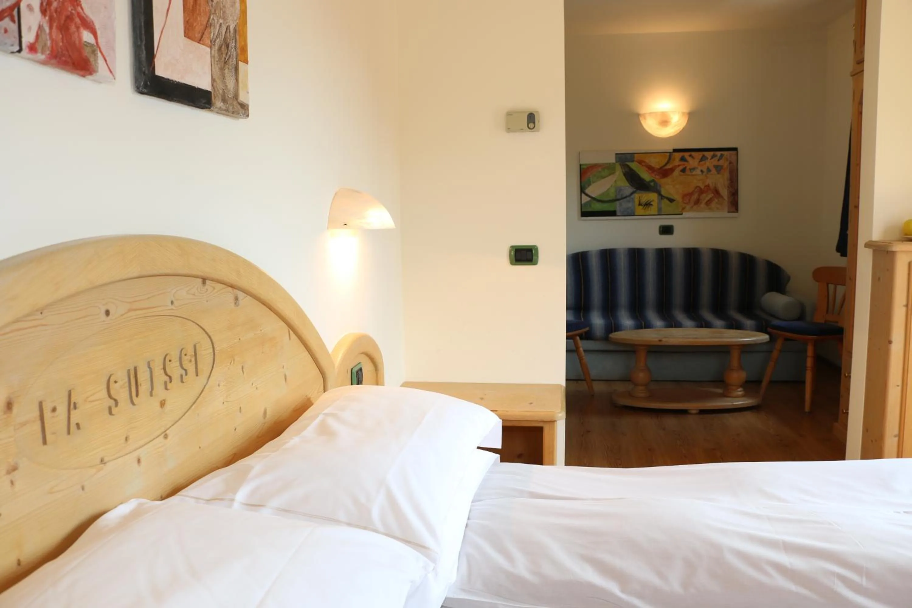 Bed in Hotel "La Suisse"