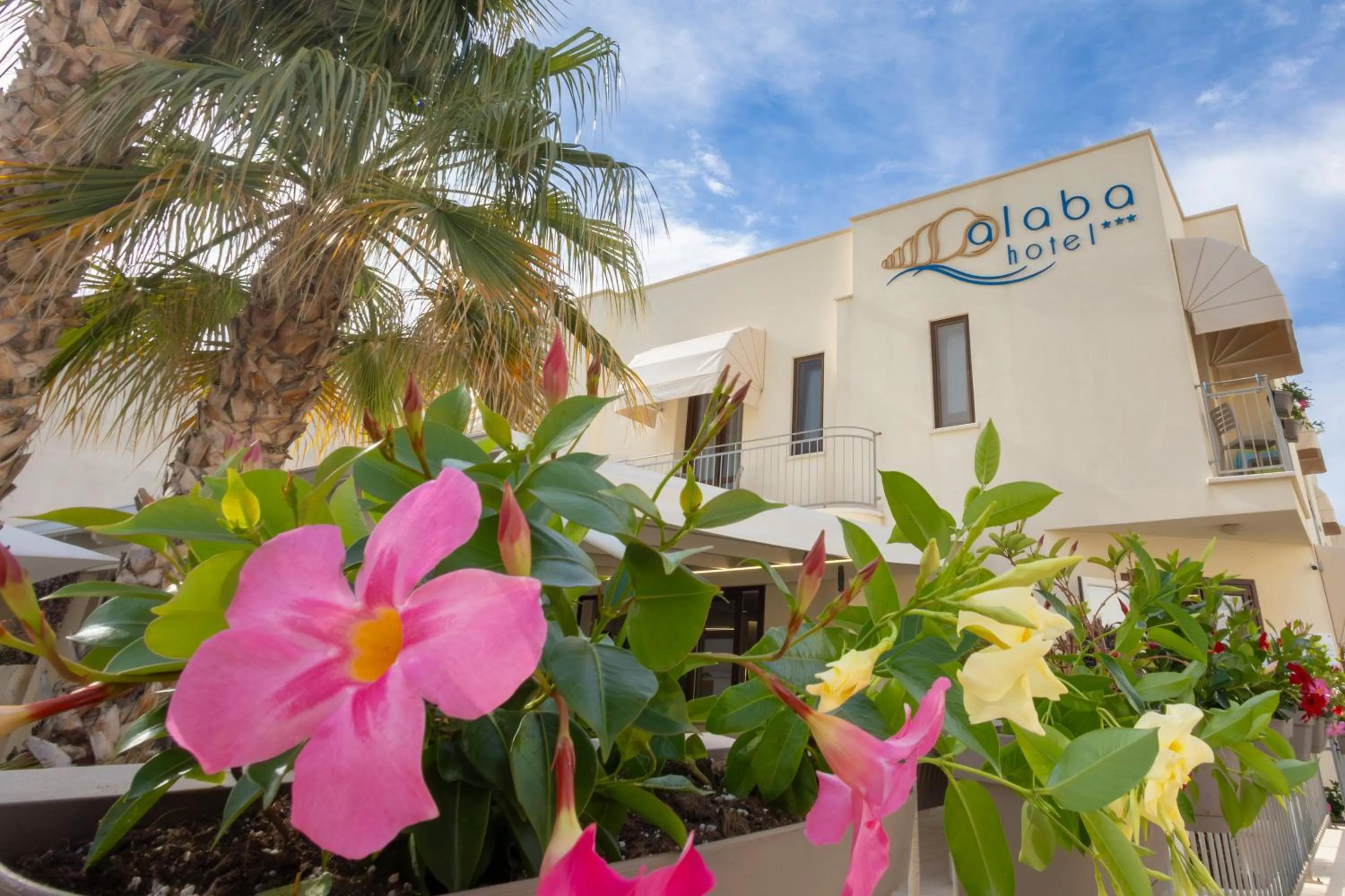 Alaba Hotel