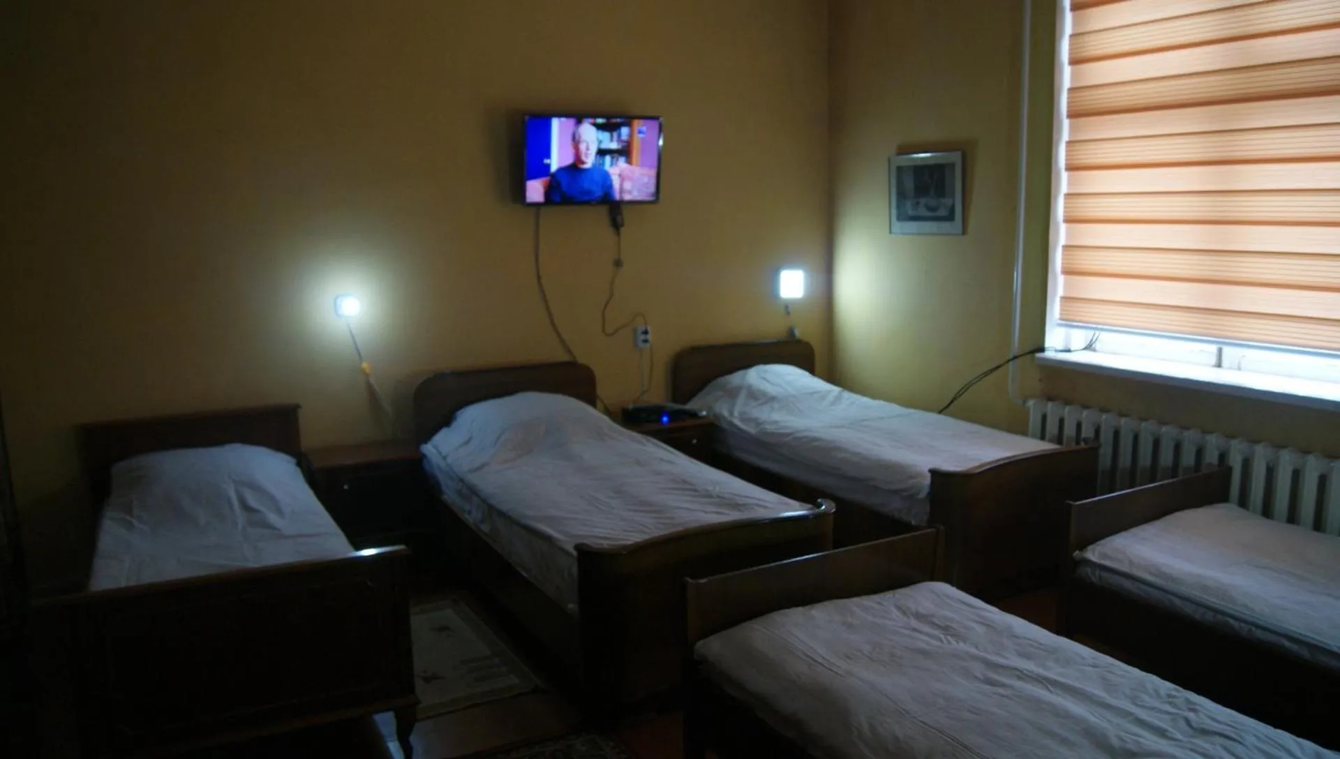 8-Bed Mixed Dormitory Room in Гостевой дом Sartepo