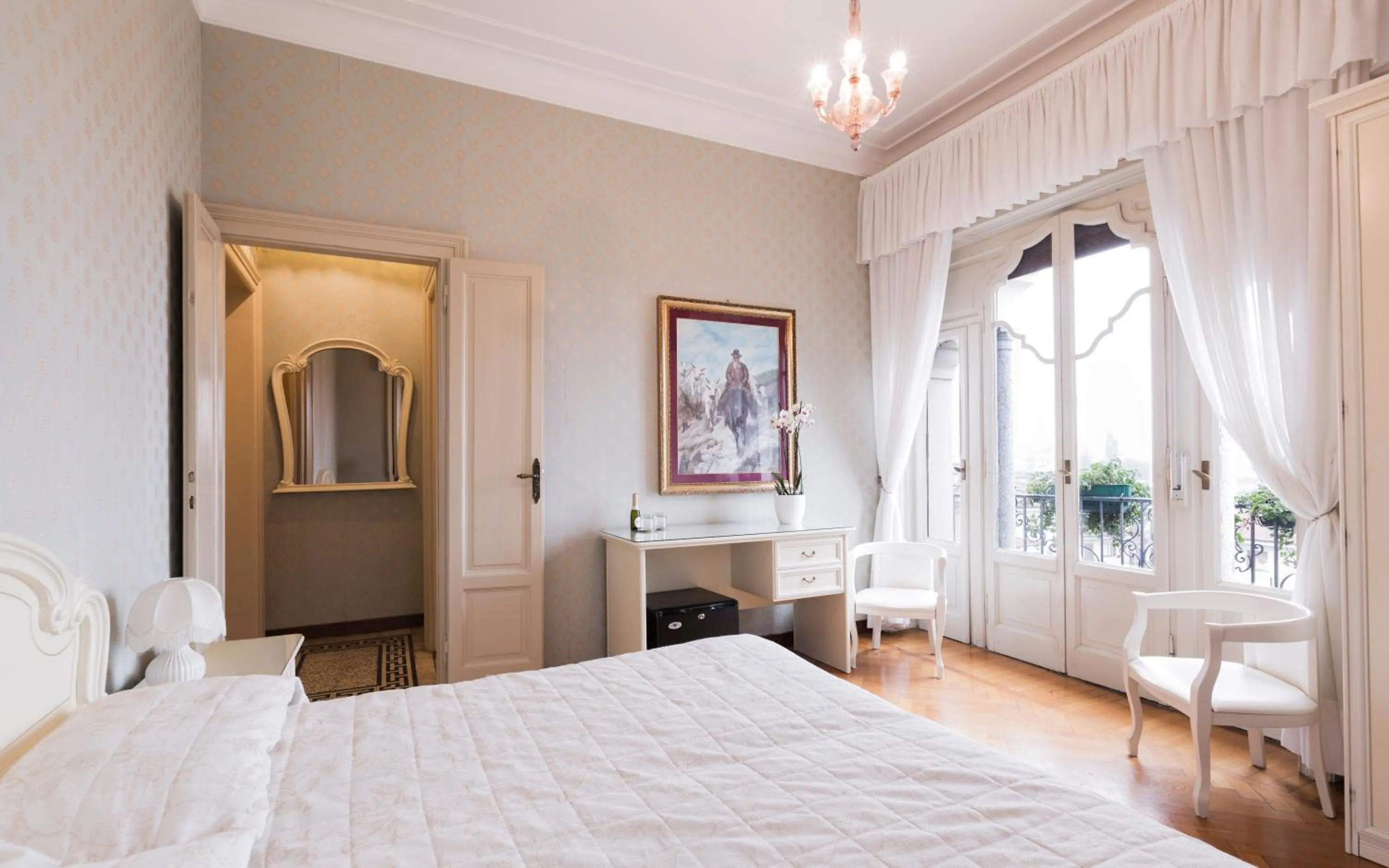 Bed in Hotel Du Parc