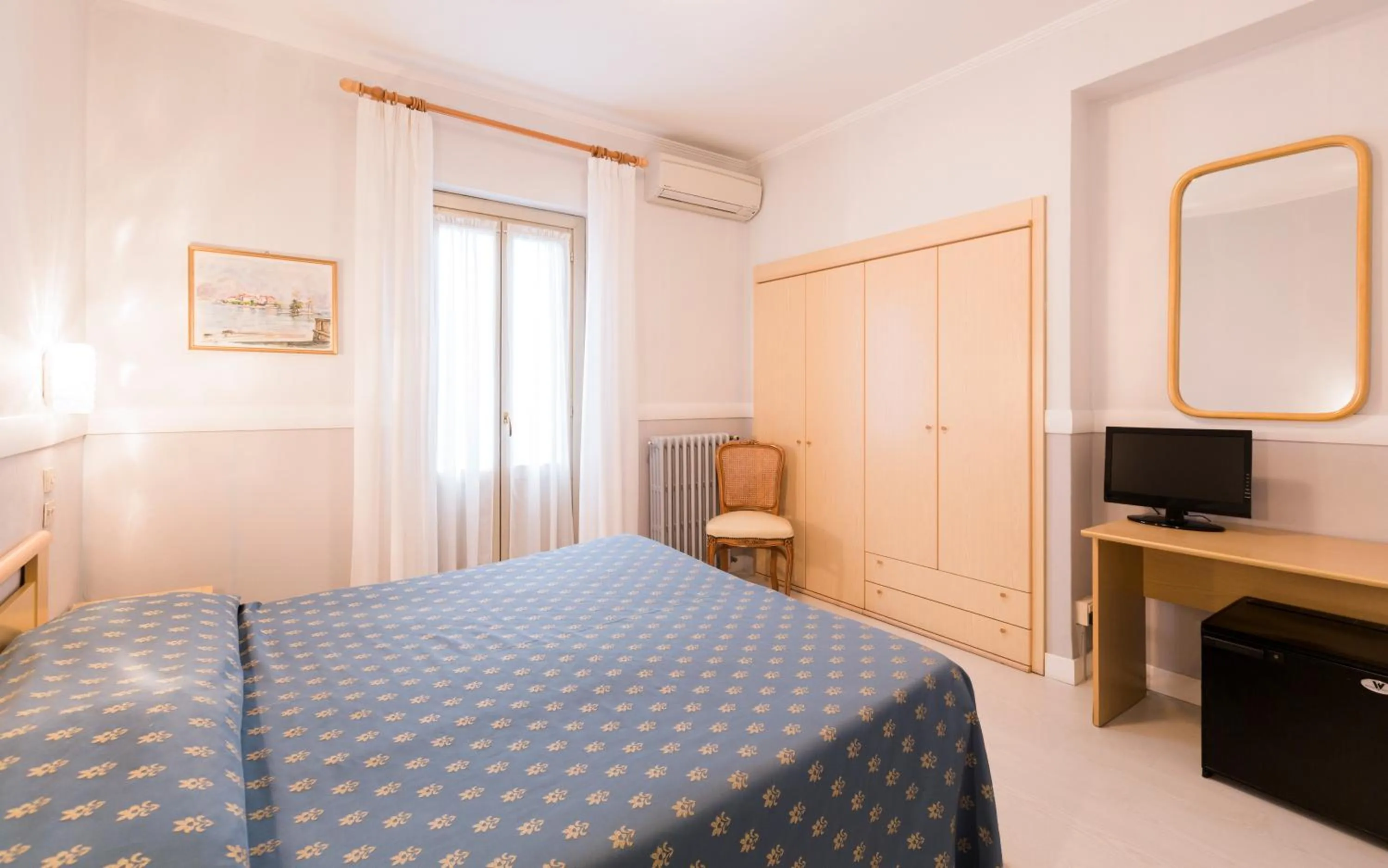 Bed in Hotel Du Parc