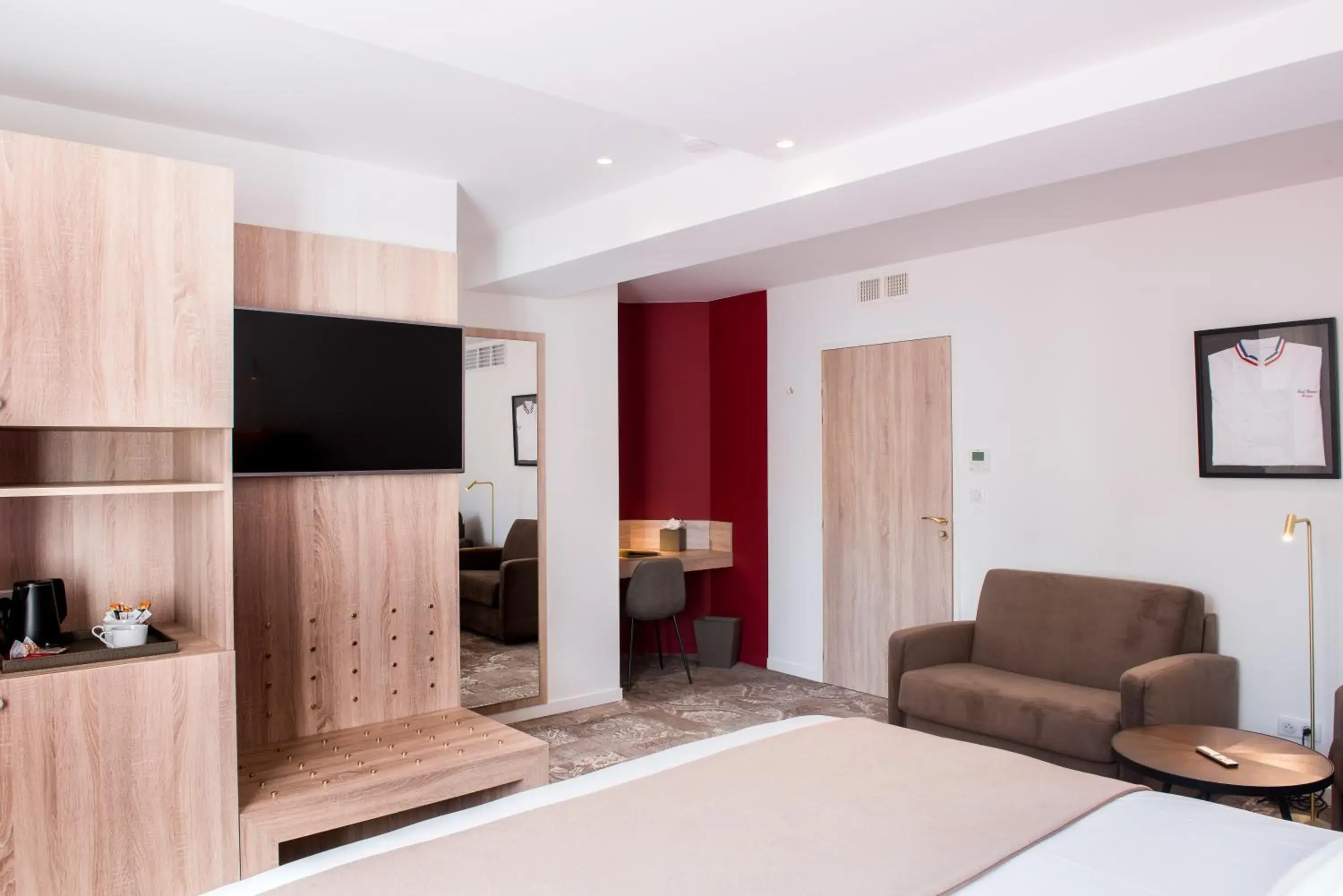 Bed in Logis Hôtel Le Tilia Bed in Logis Hôtel Le Tilia