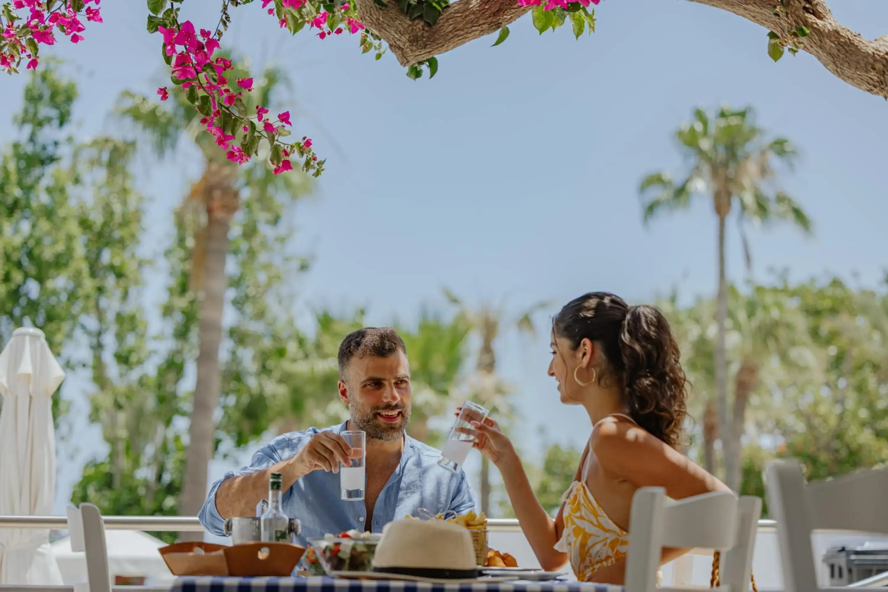 Restaurant/places to eat in Golden Coast Beach Hotel Restaurant/places to eat in Golden Coast Beach Hotel