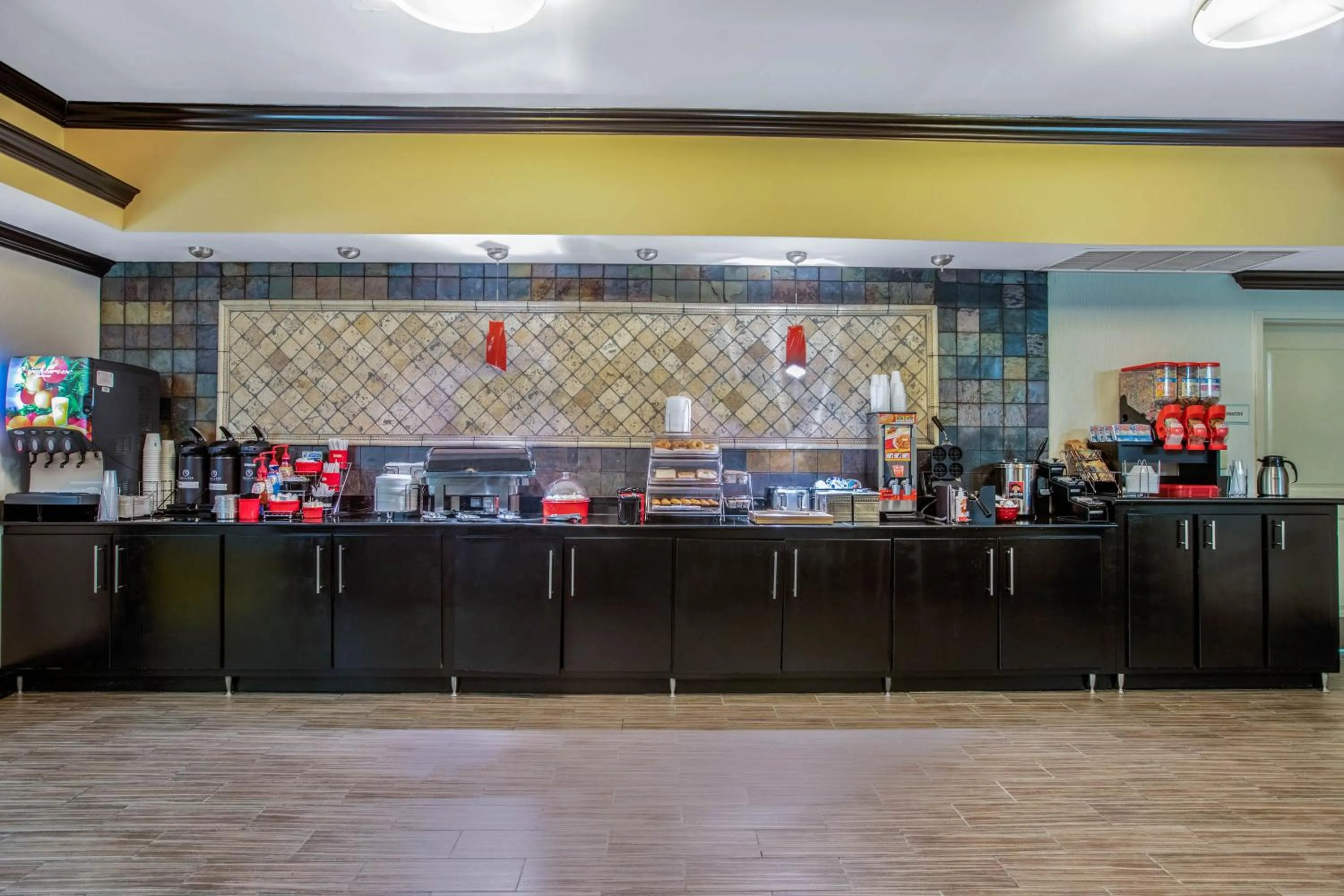 Continental breakfast in La Quinta by Wyndham Conway