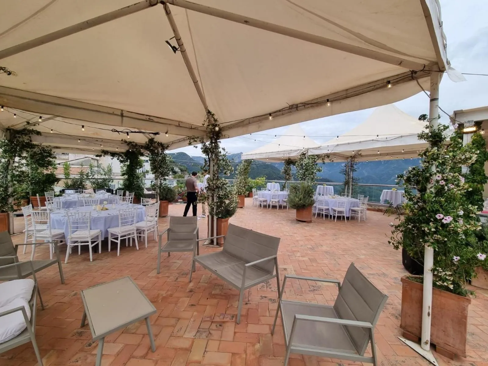 Property building in Hotel Bonadies